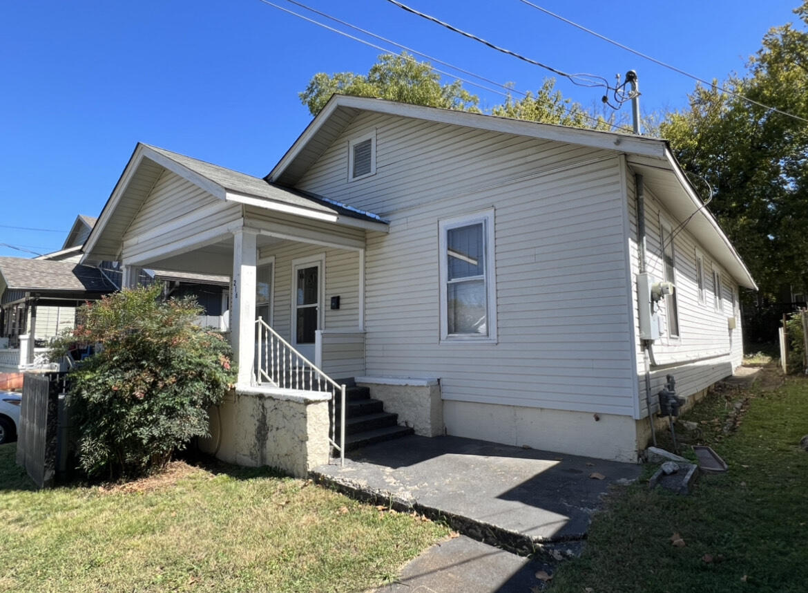 216 N Hickory Street