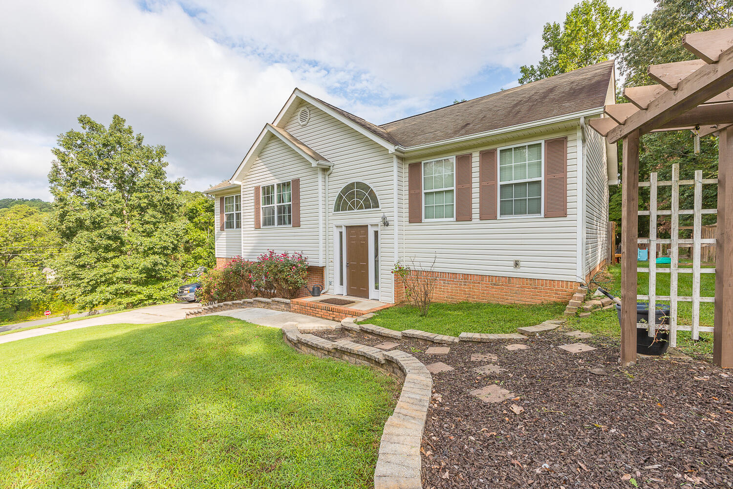 142 Dalewood Circle