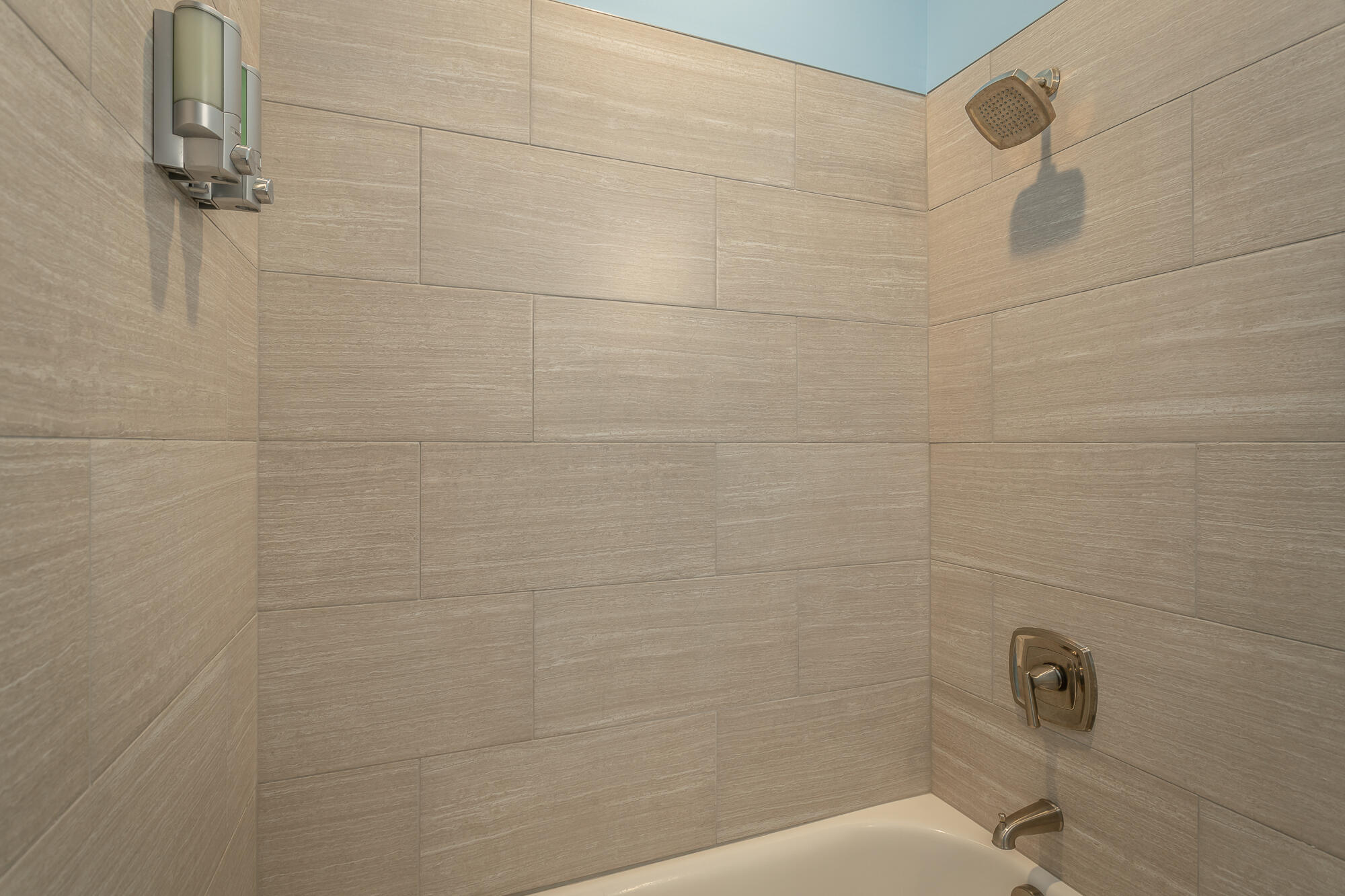 1445 Fagan Street, Apt 305