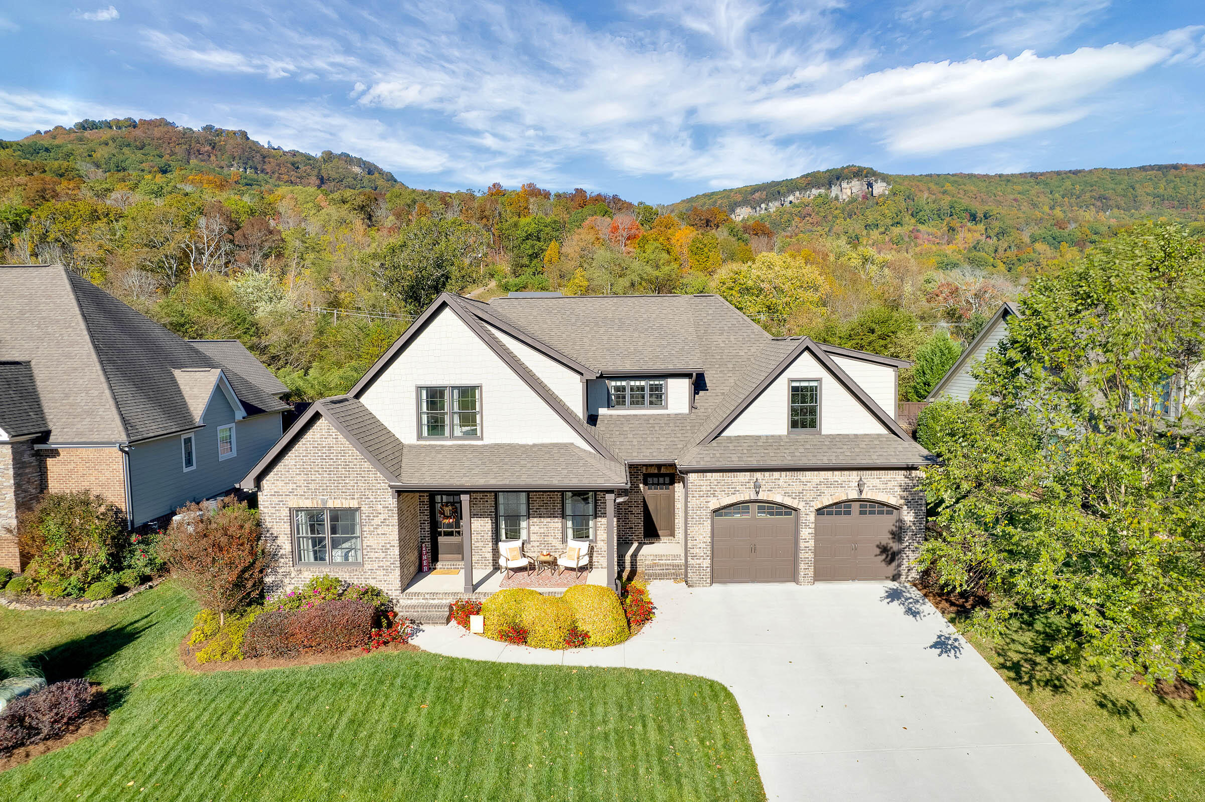 659 Deer Valley Drive