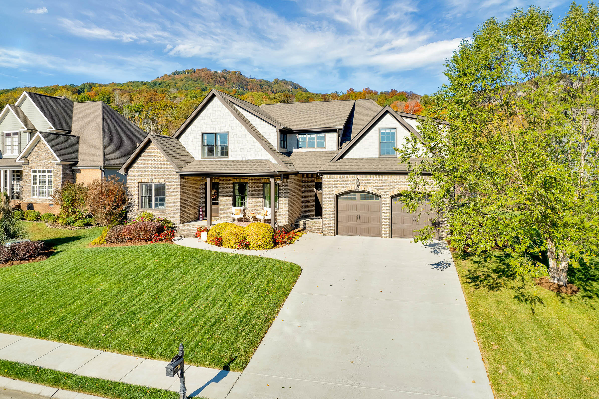659 Deer Valley Drive