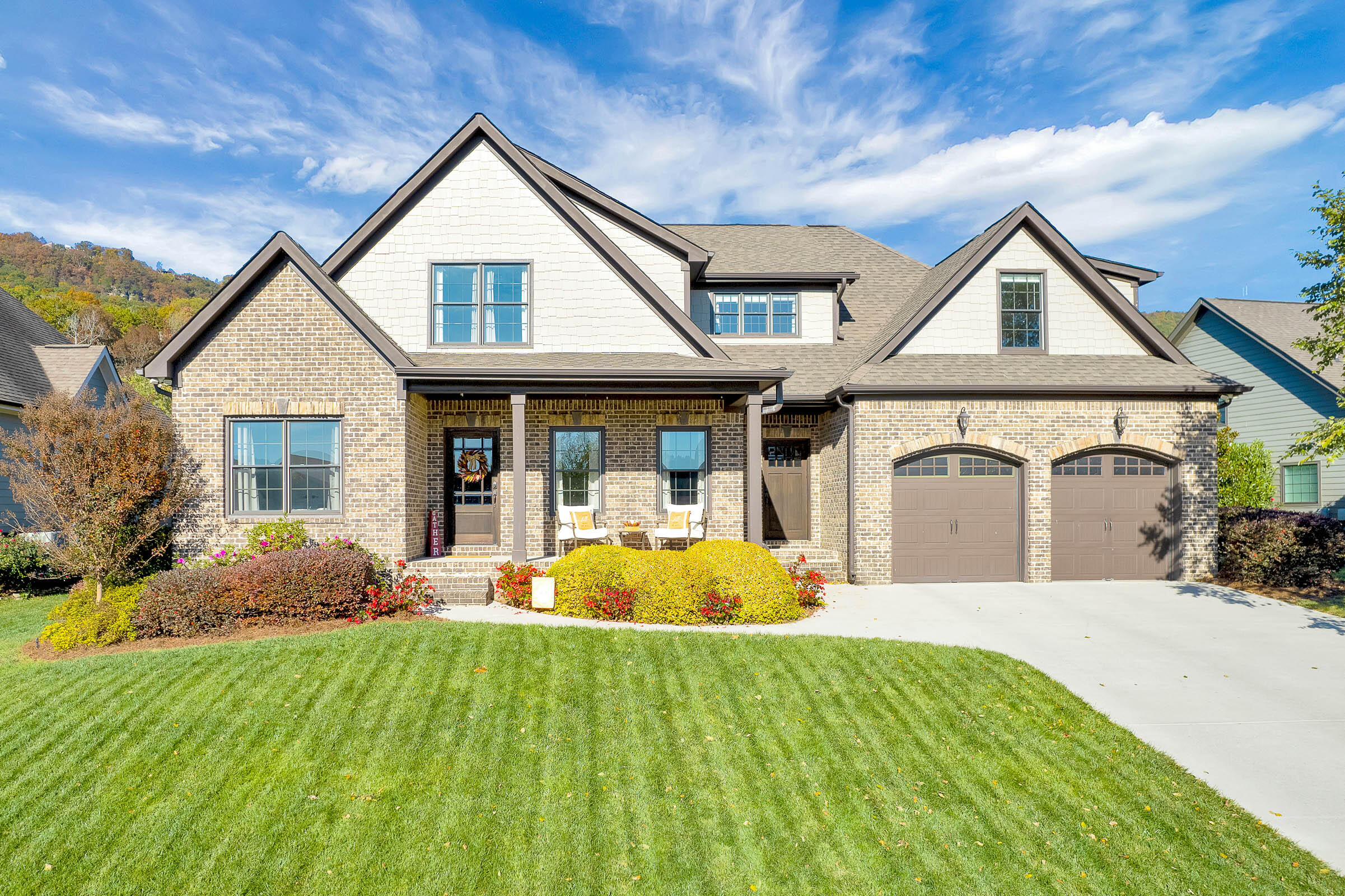 659 Deer Valley Drive