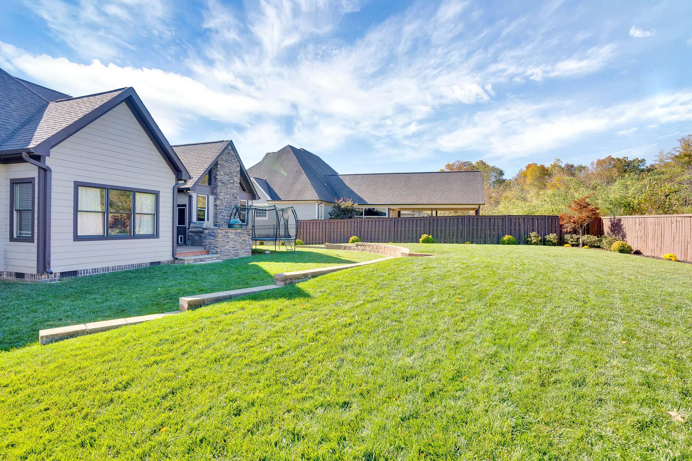 659 Deer Valley Drive