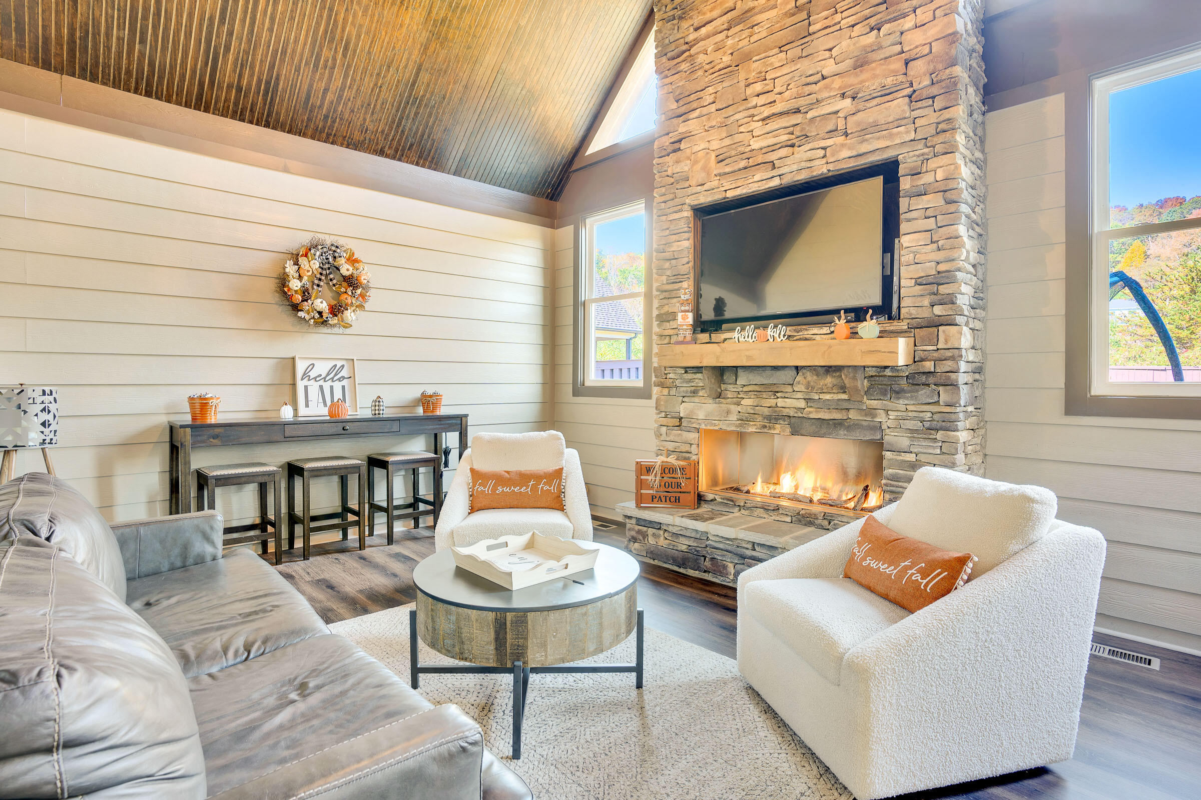 659 Deer Valley Drive