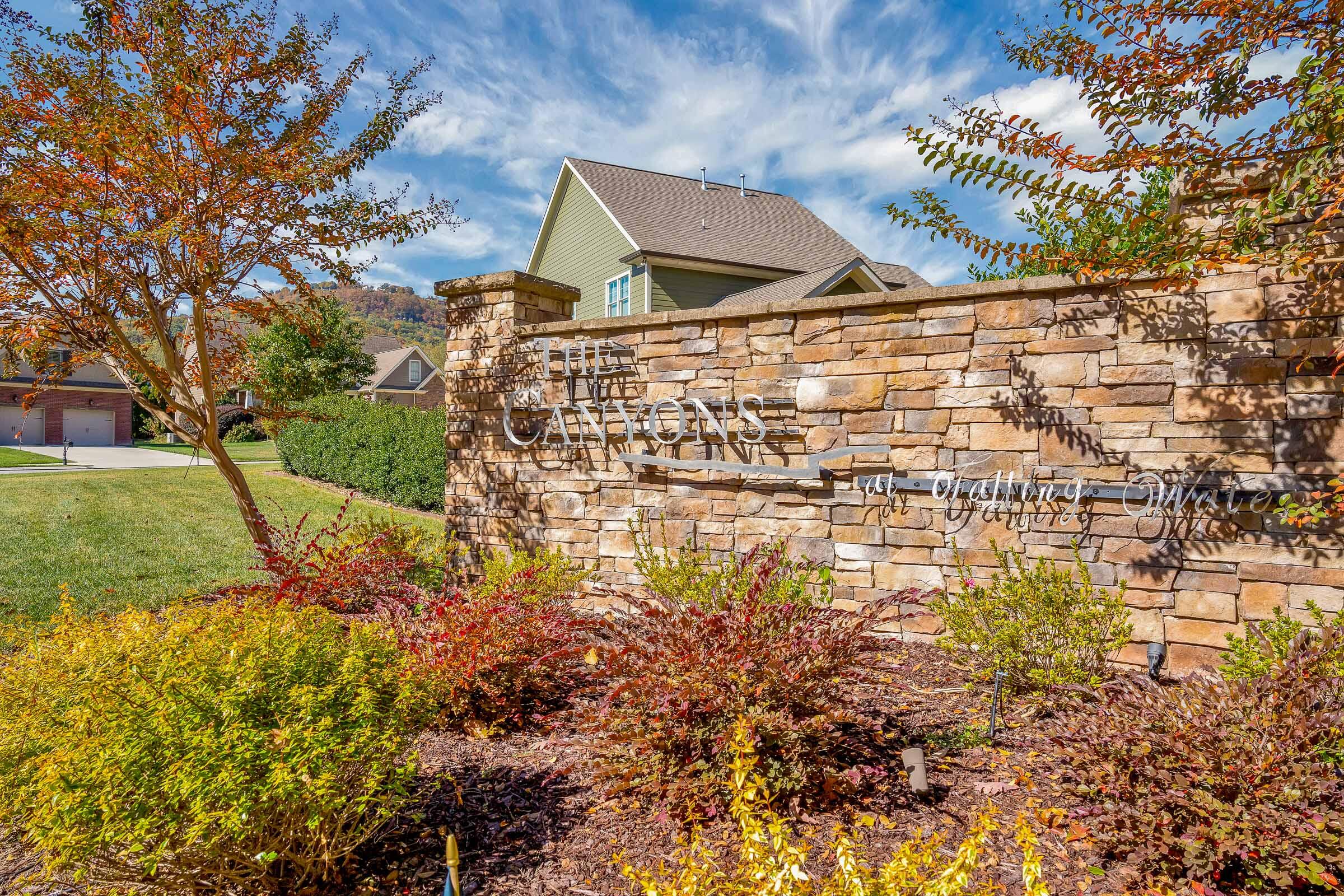 659 Deer Valley Drive