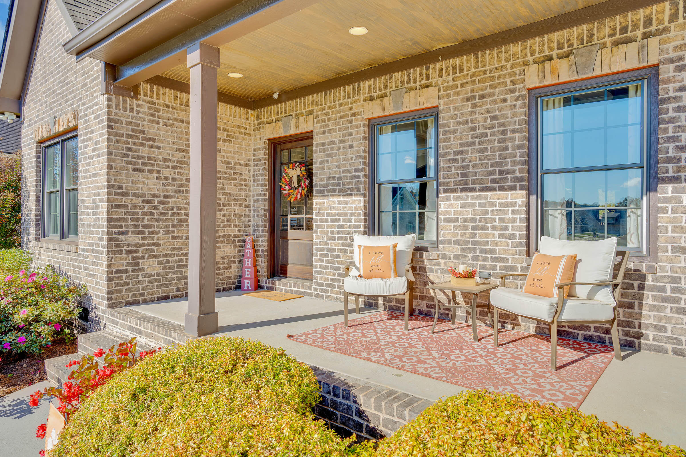 659 Deer Valley Drive