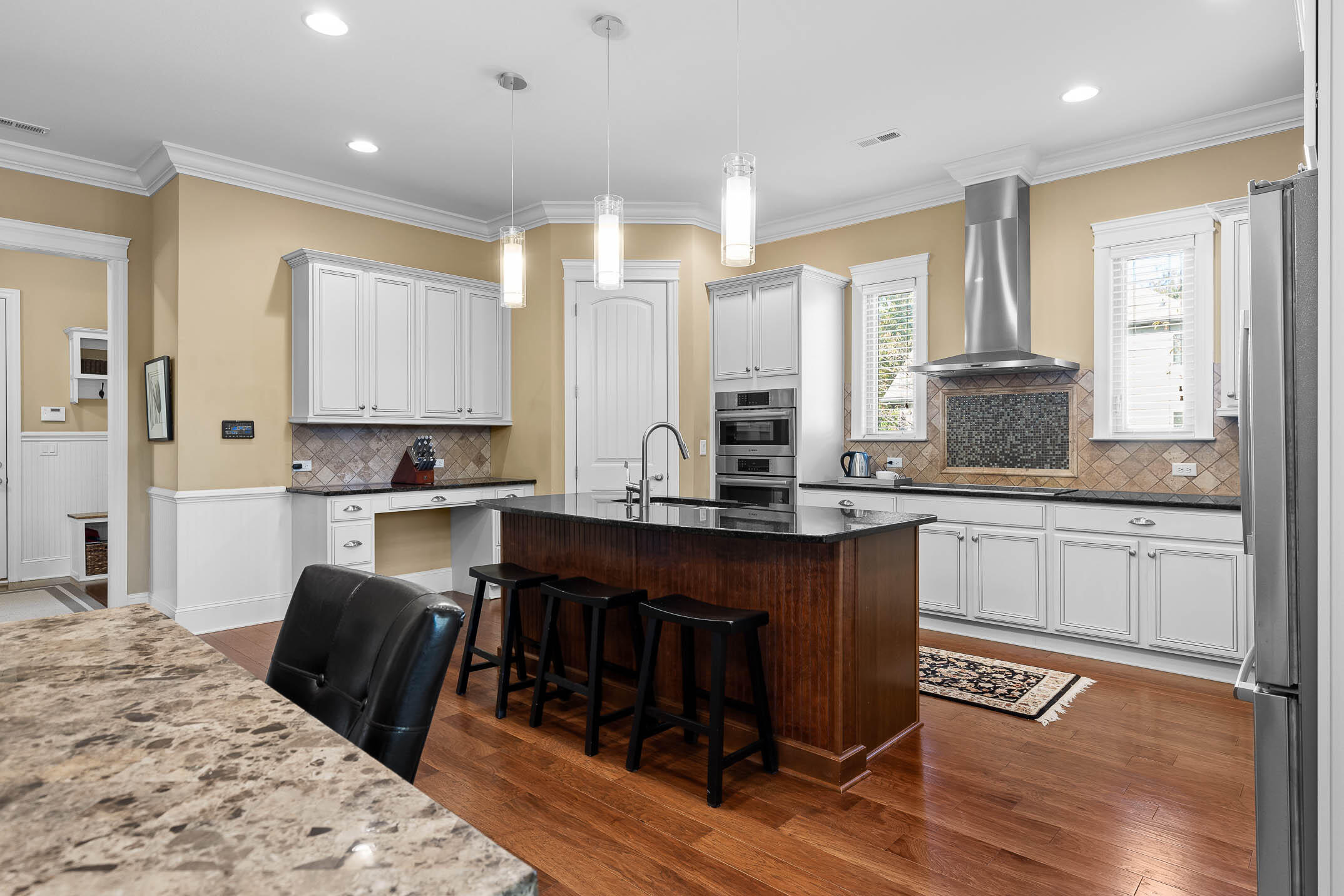 2420 Anchor Trail