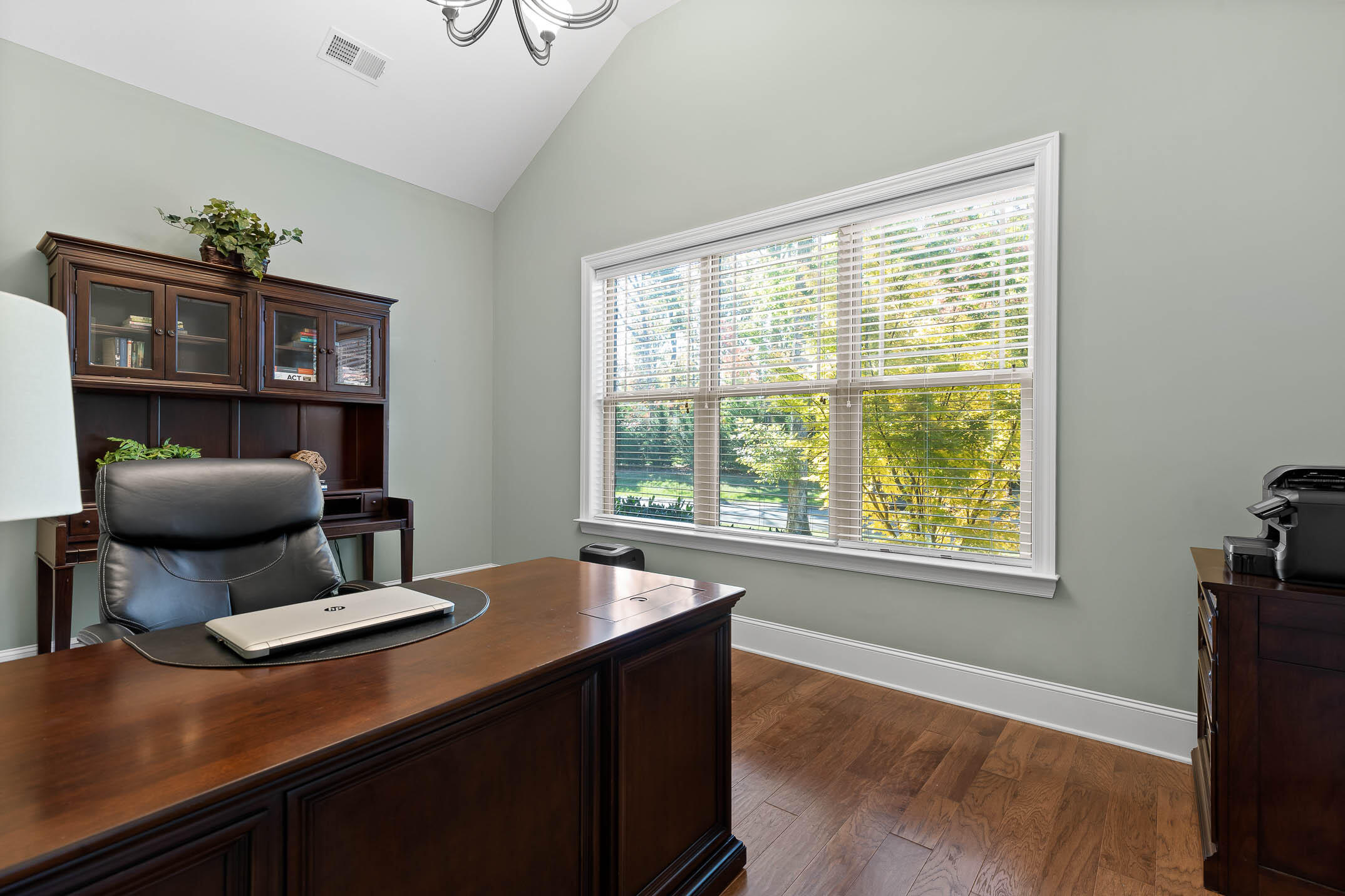 2420 Anchor Trail