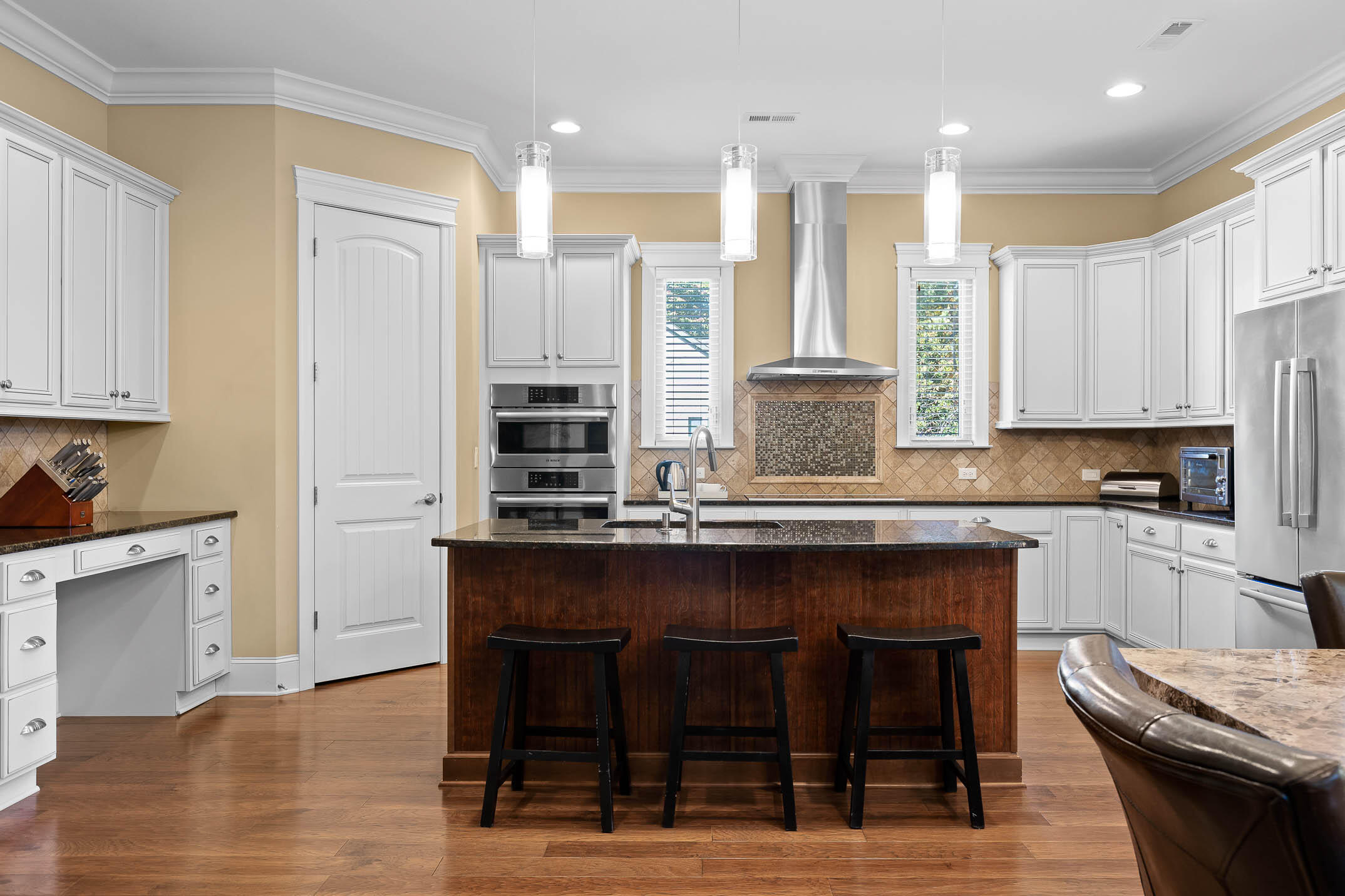 2420 Anchor Trail