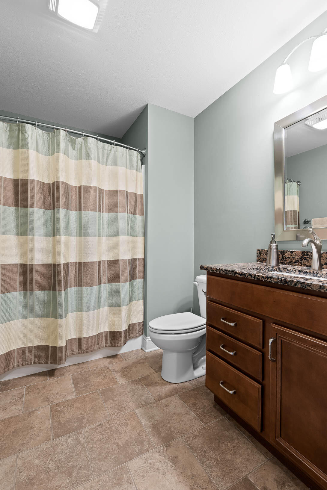 2420 Anchor Trail