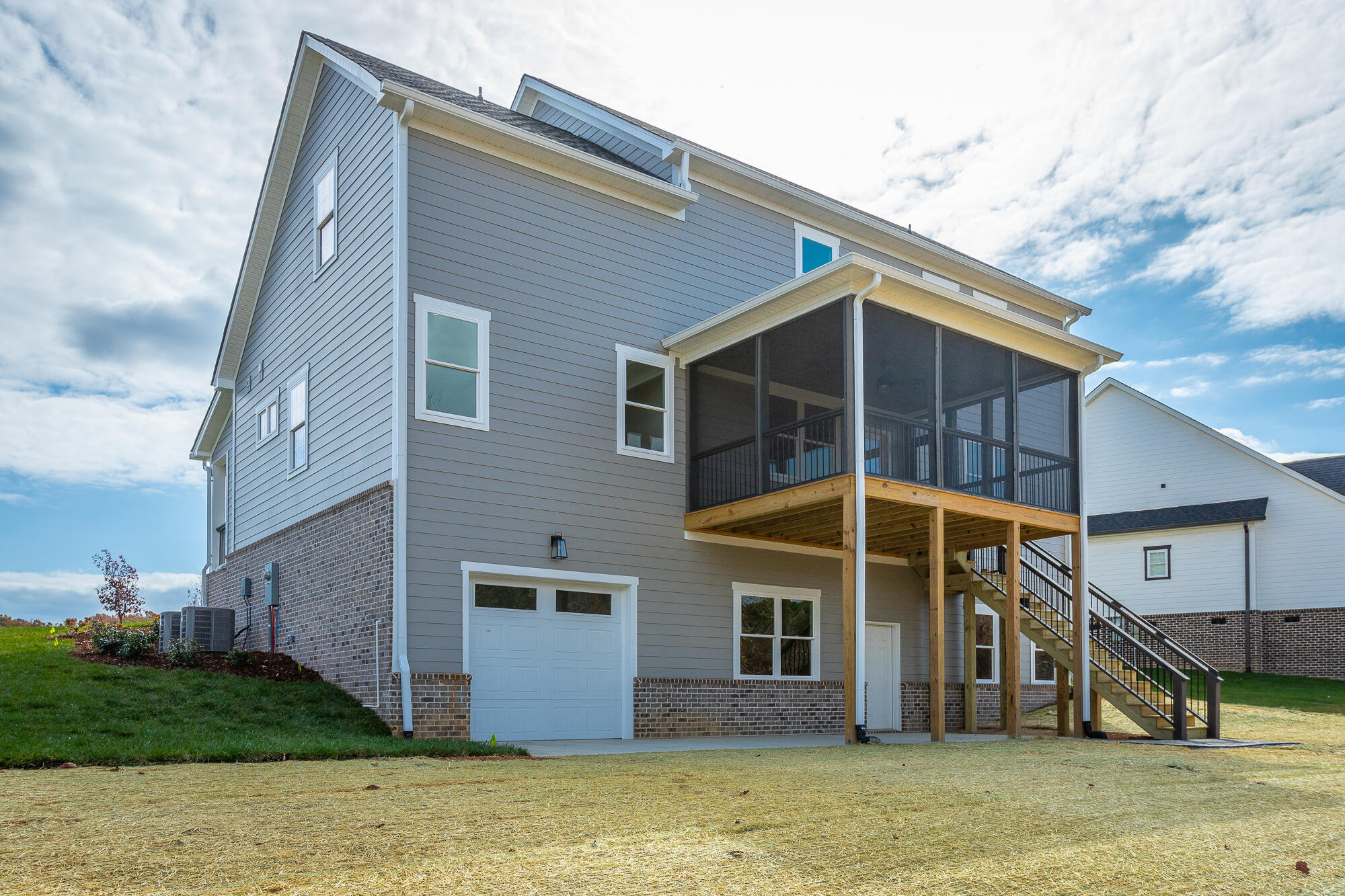 912 Equestrian Drive