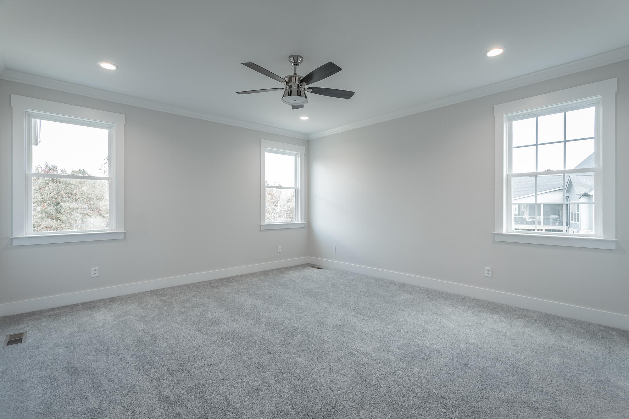 912 Equestrian Drive