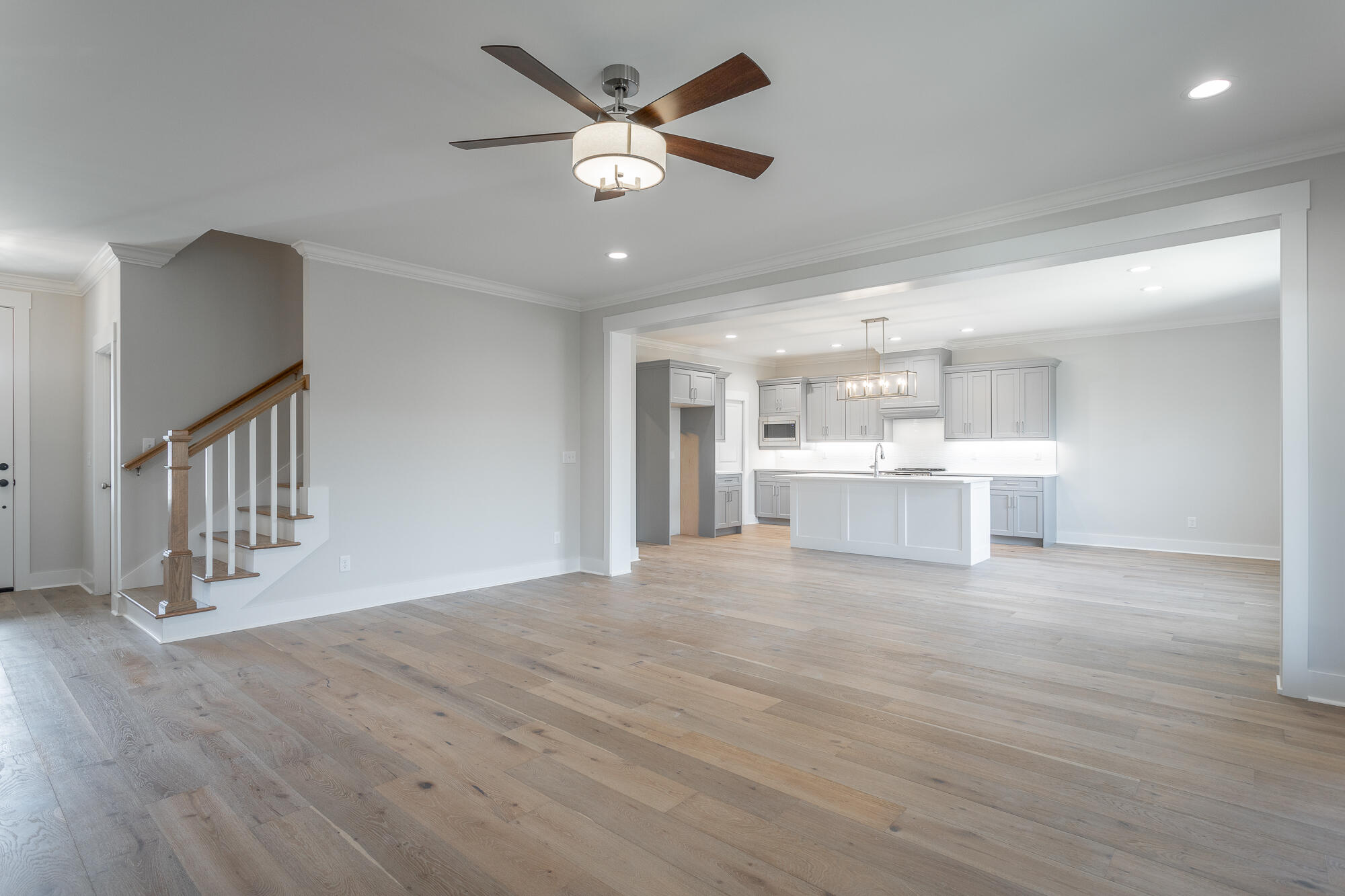 912 Equestrian Drive