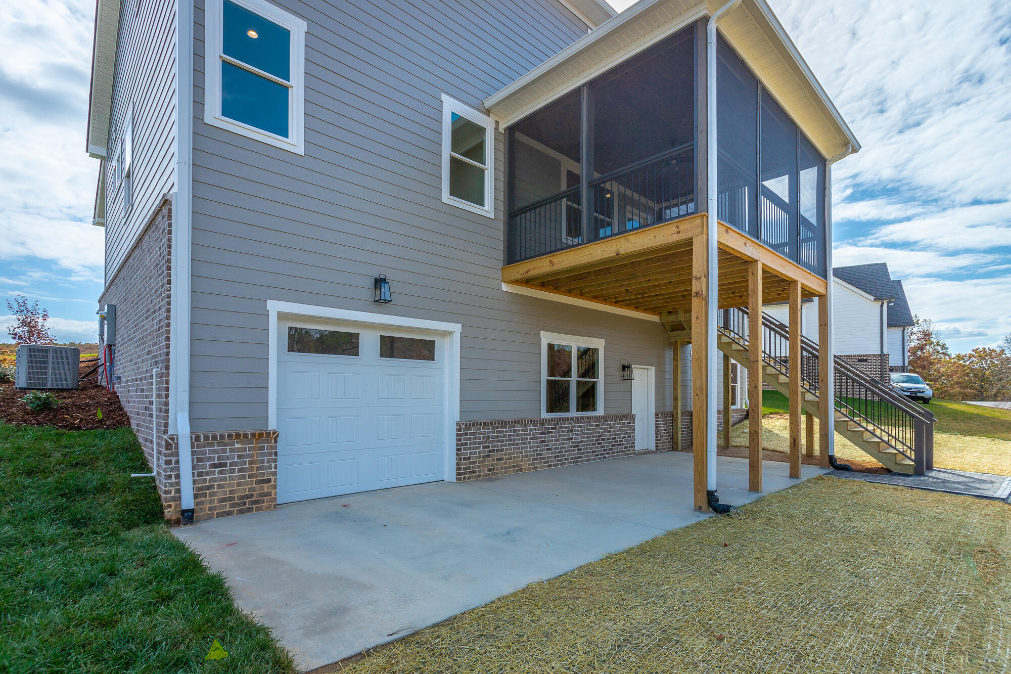 912 Equestrian Drive