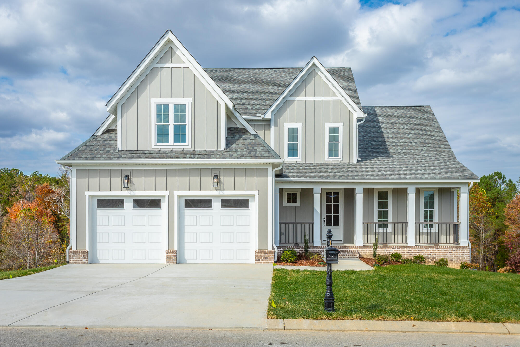 912 Equestrian Drive