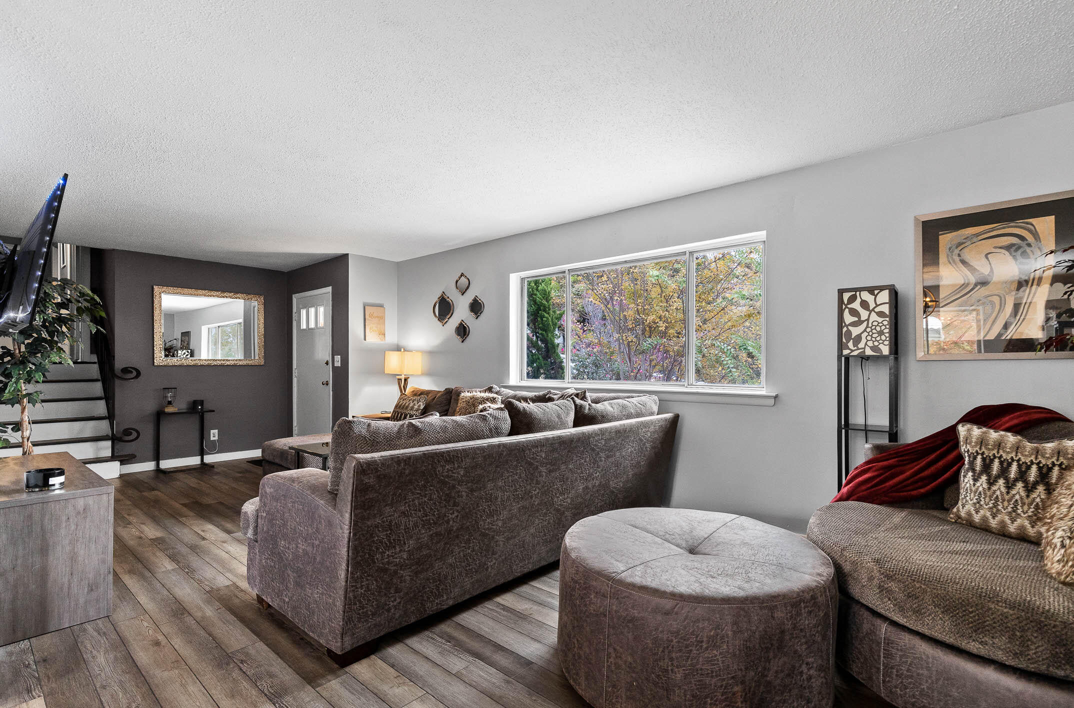 5605 Crestview Drive