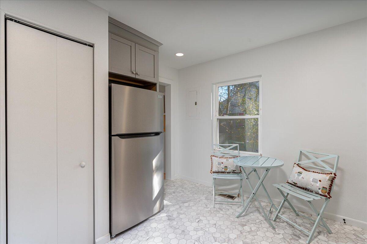 3963 Birmingham Drive