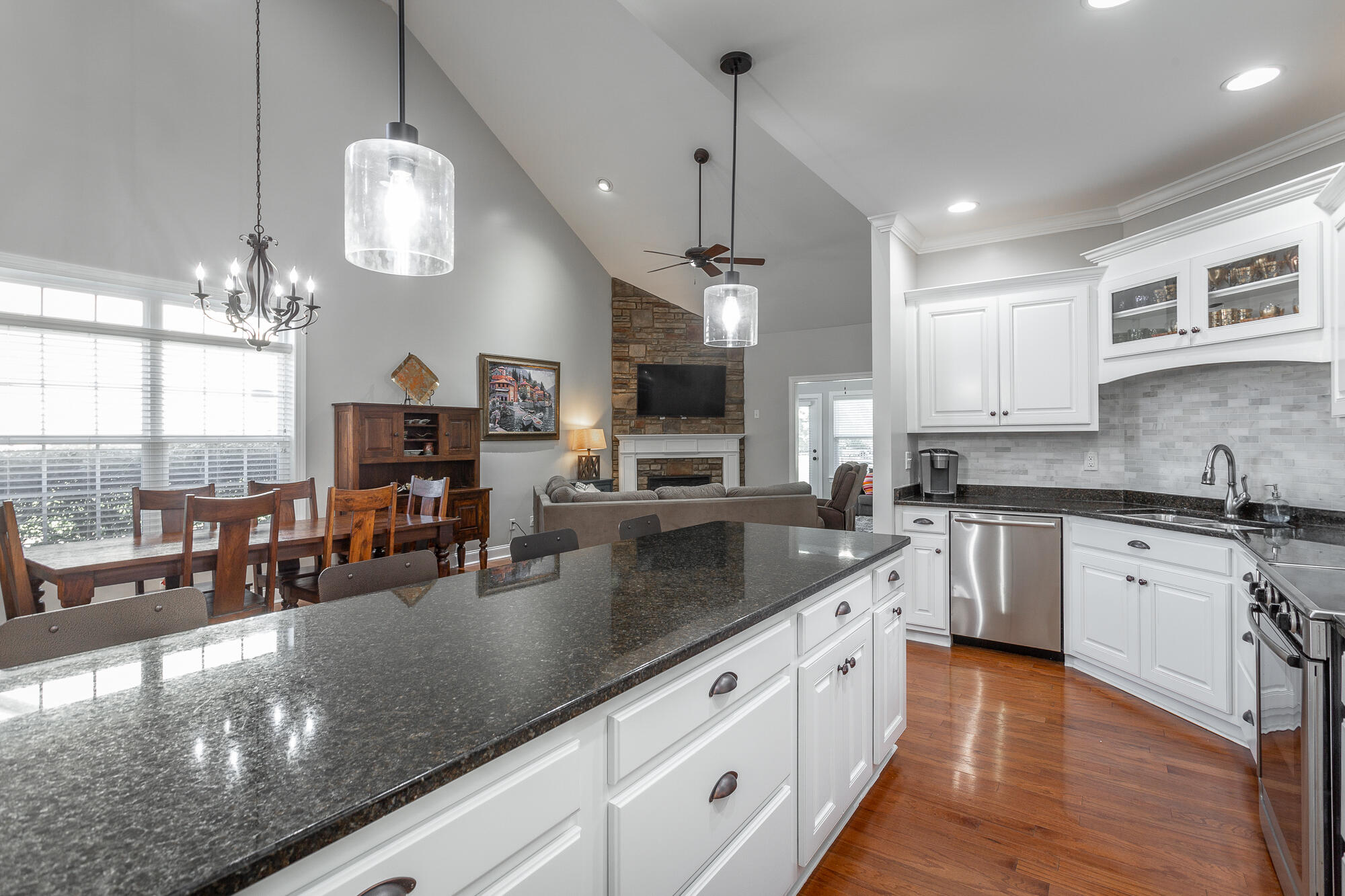 1126 Saddlebrook Drive