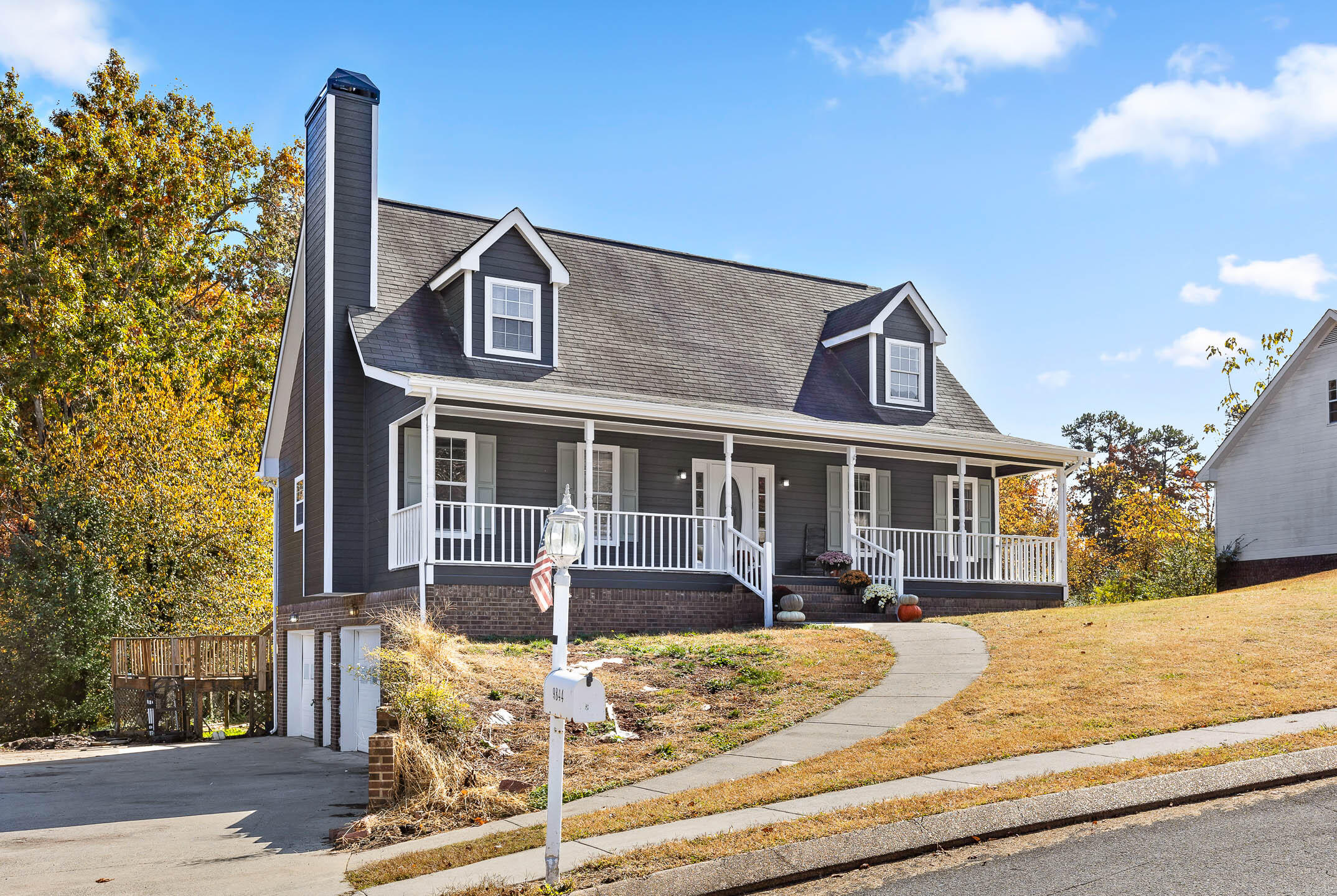 9844 Autumn Glen Drive