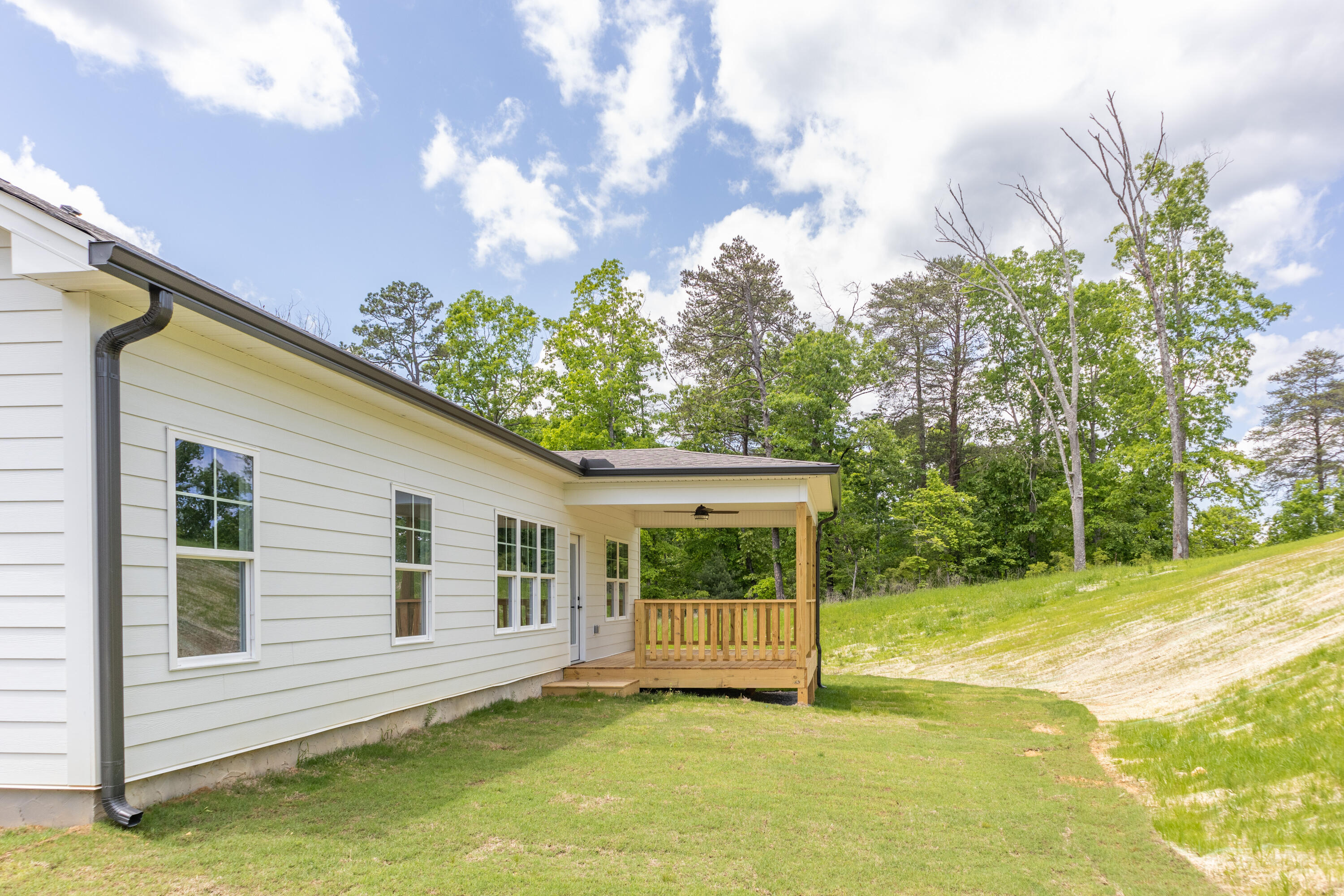 10932 Hixson Pike, 106