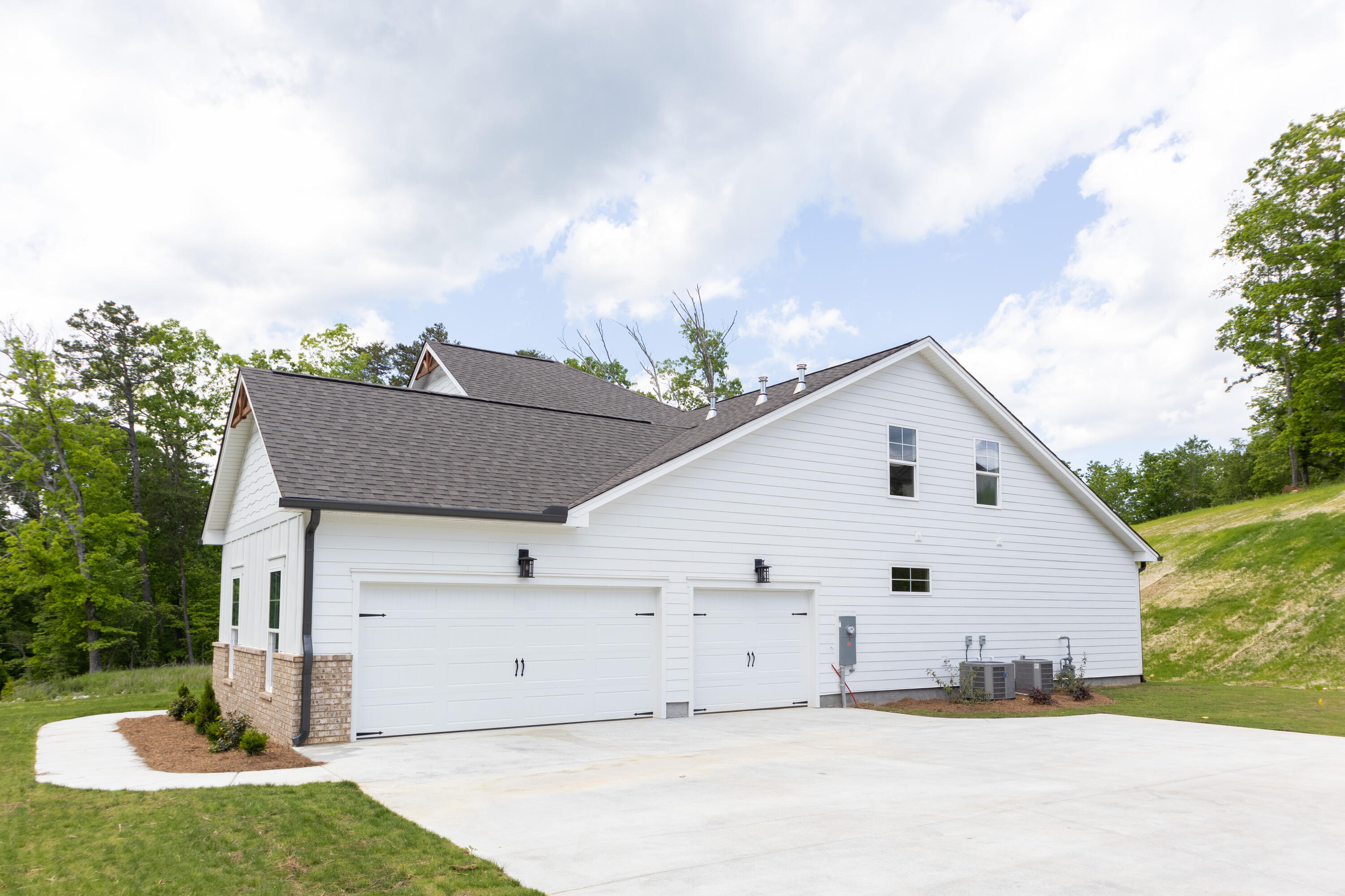 10932 Hixson Pike, 106