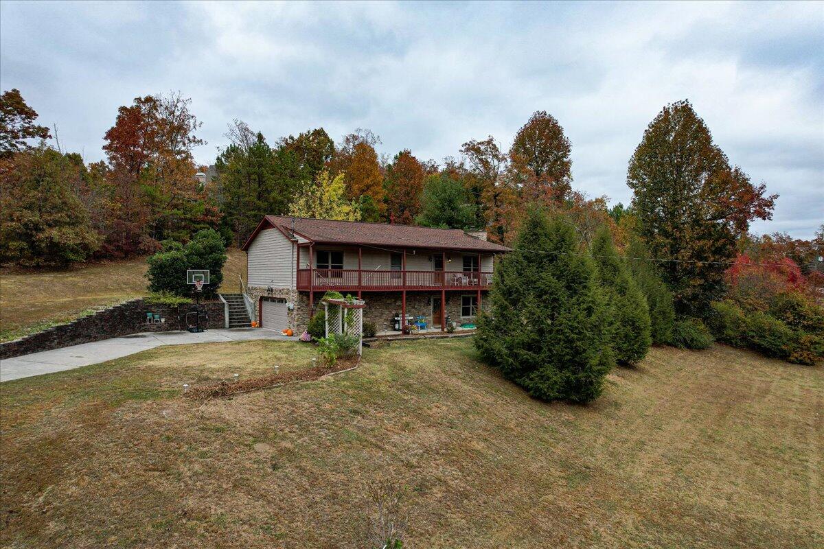 6925 Short Tail Springs Road