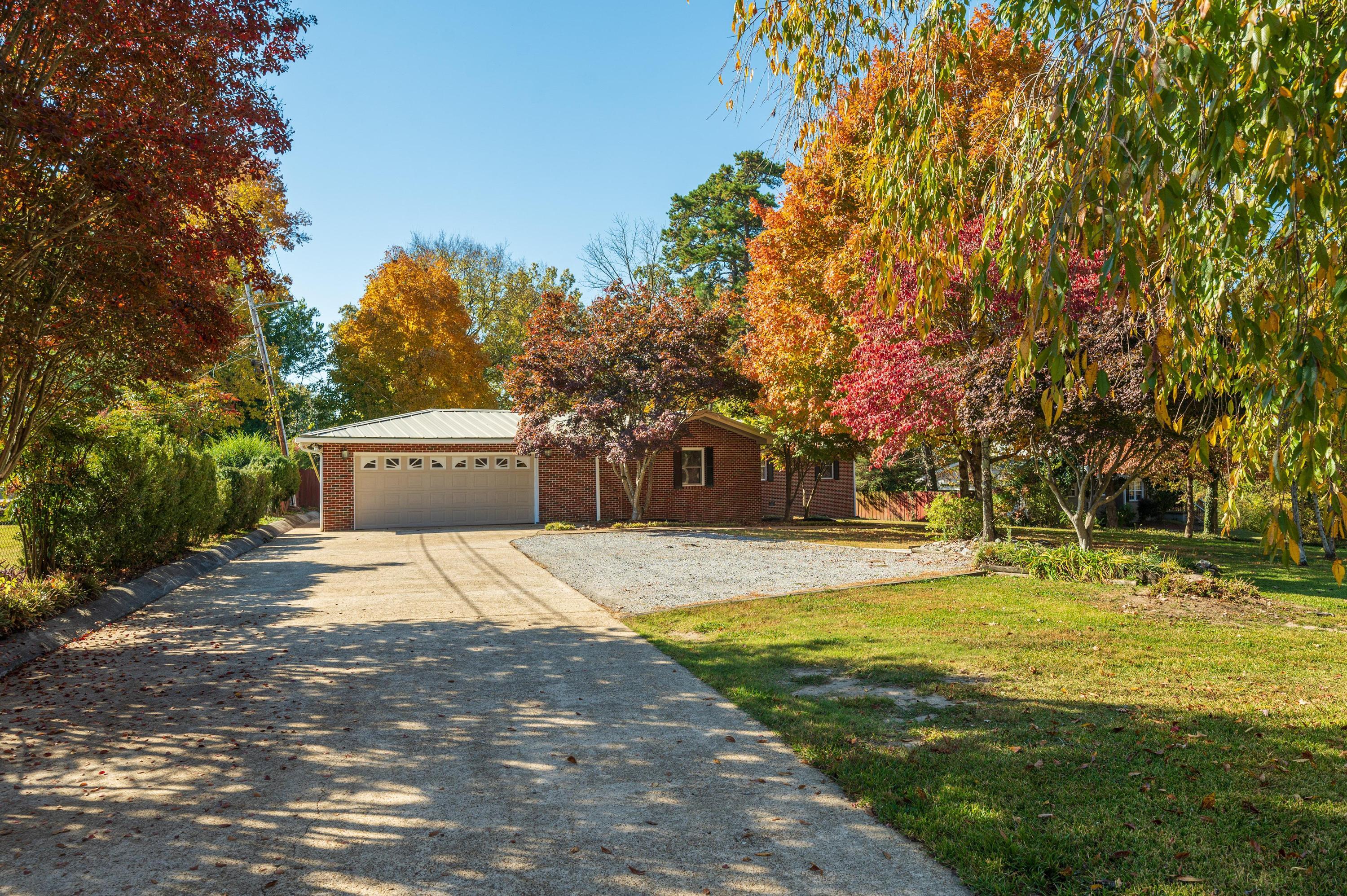 7032 Igou Gap Road