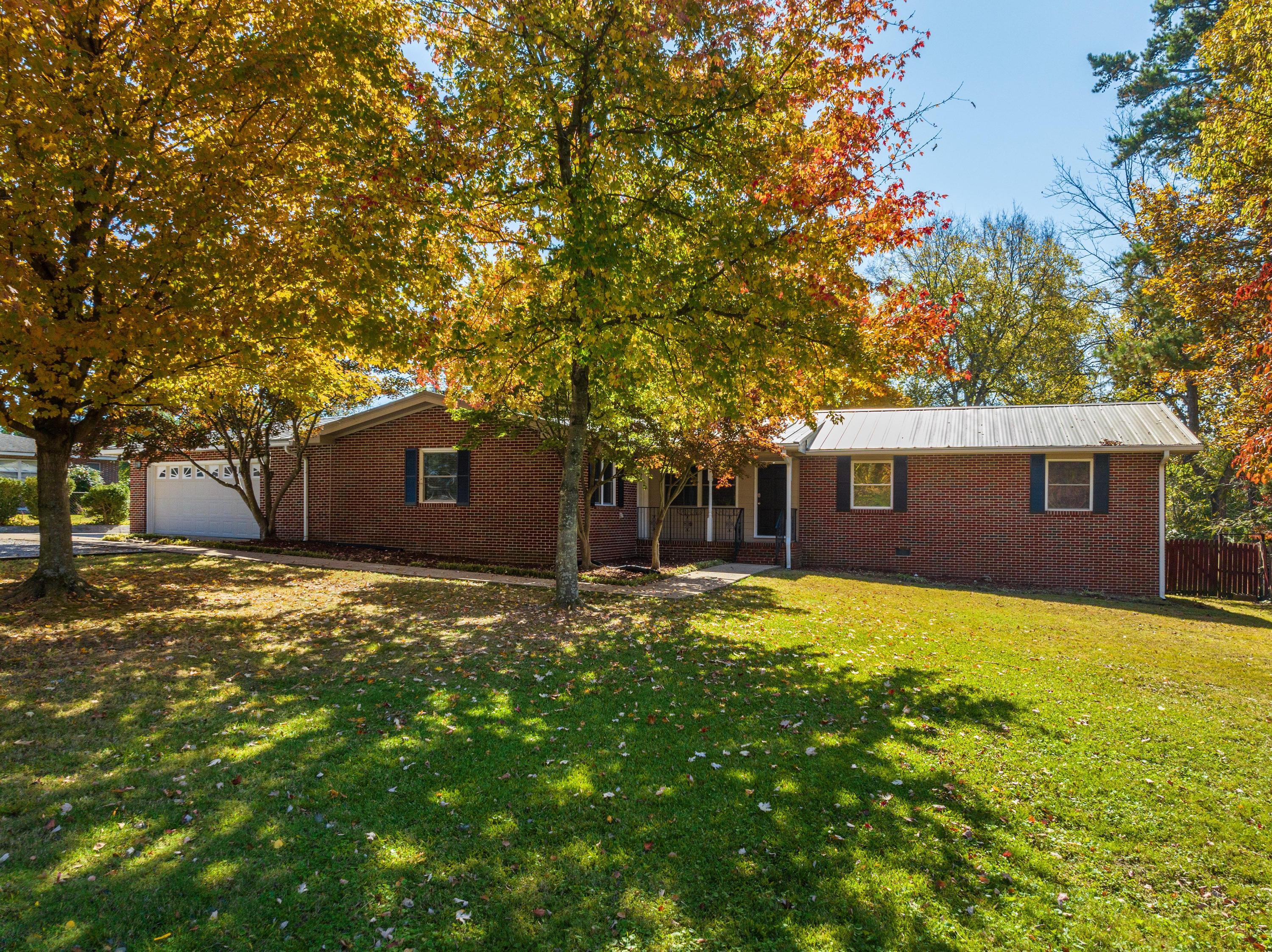 7032 Igou Gap Road