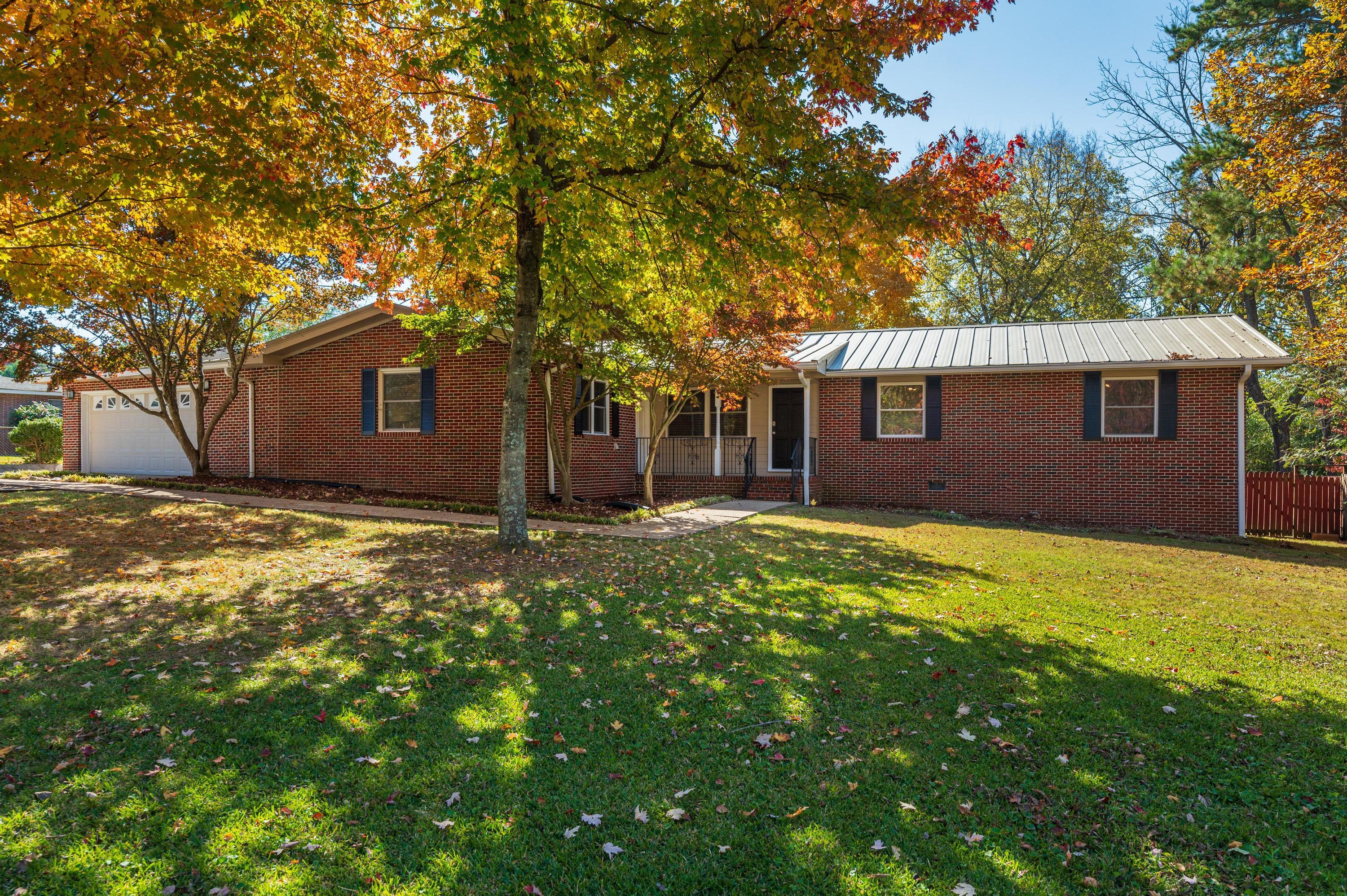 7032 Igou Gap Road