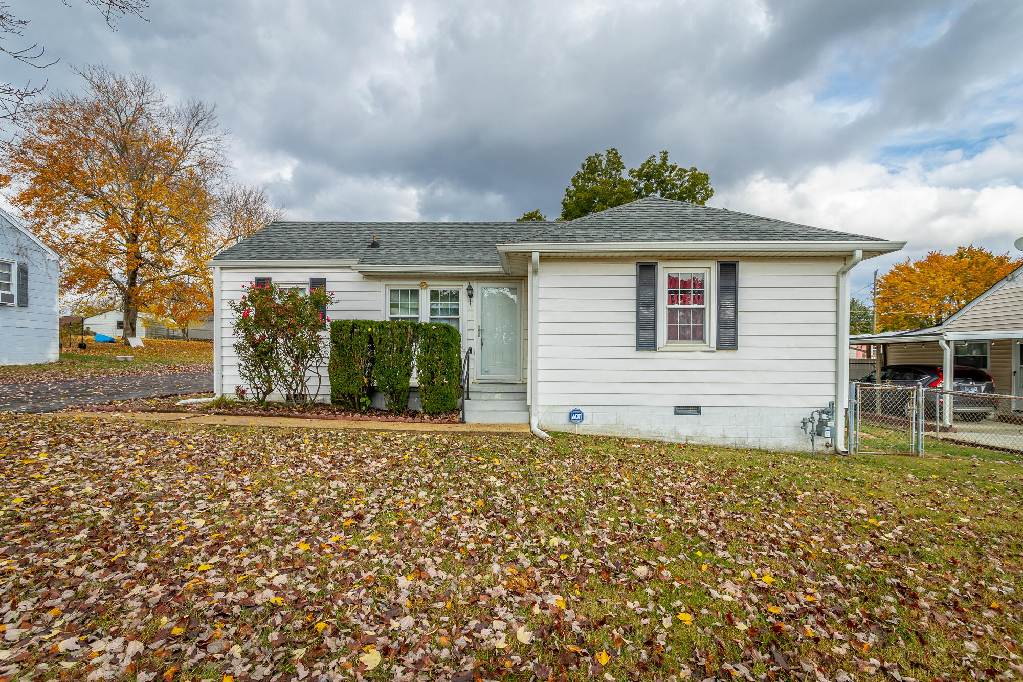 6613 State Line Road