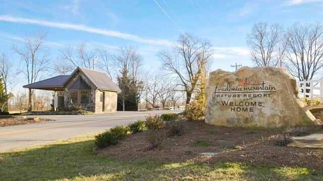 346 Deer Point Drive