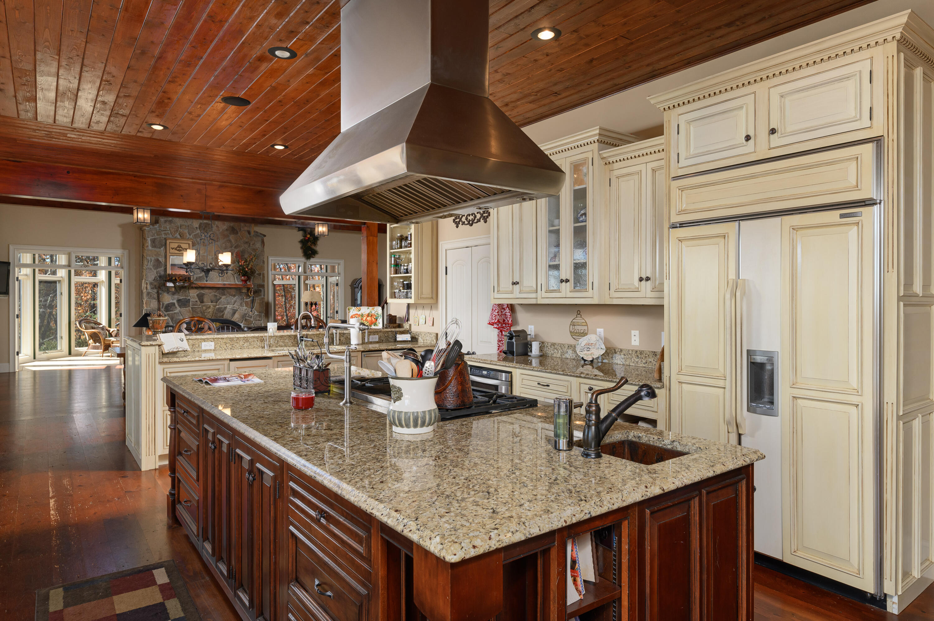 346 Deer Point Drive