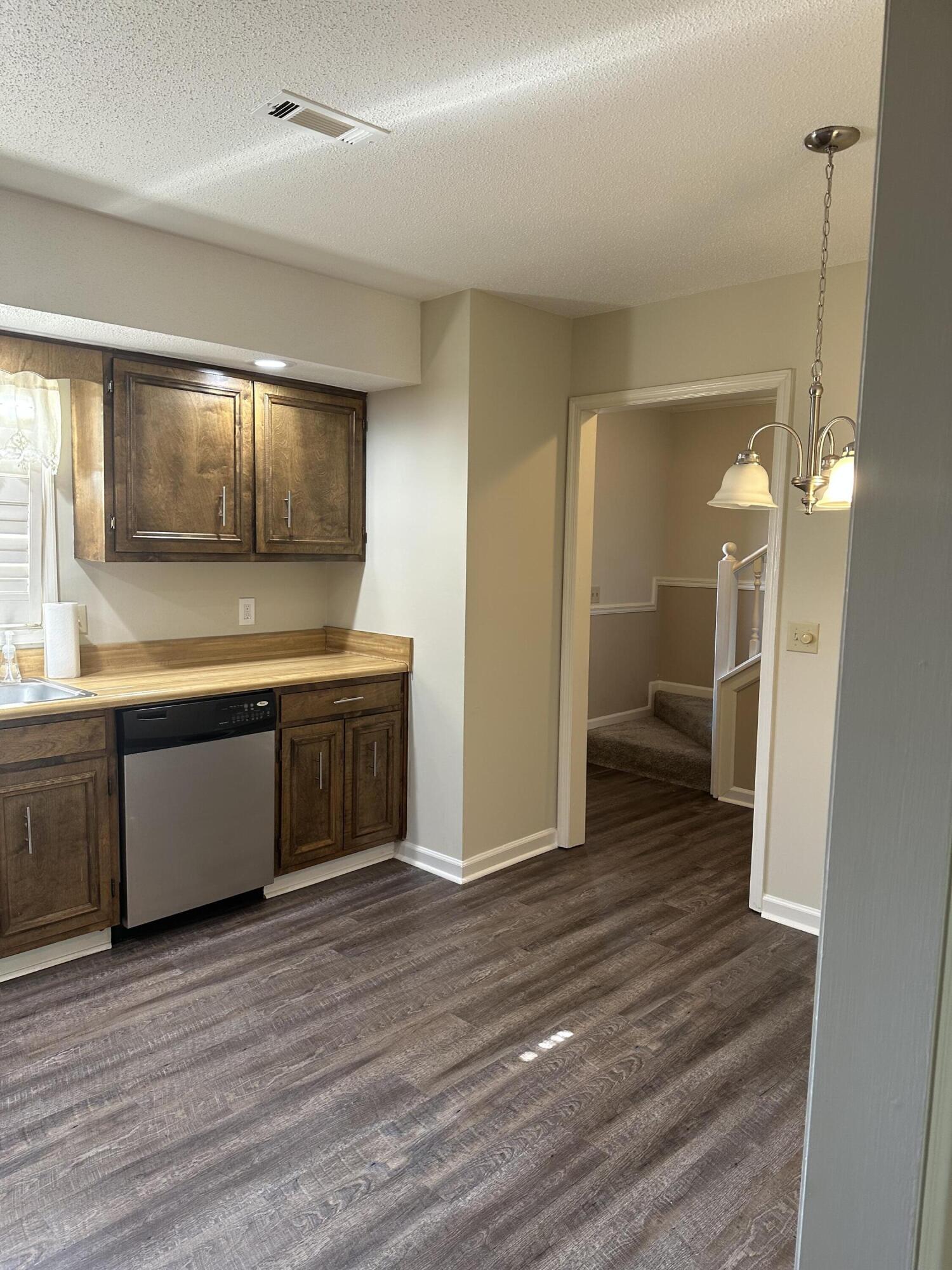 6740 Hickory Manor Circle