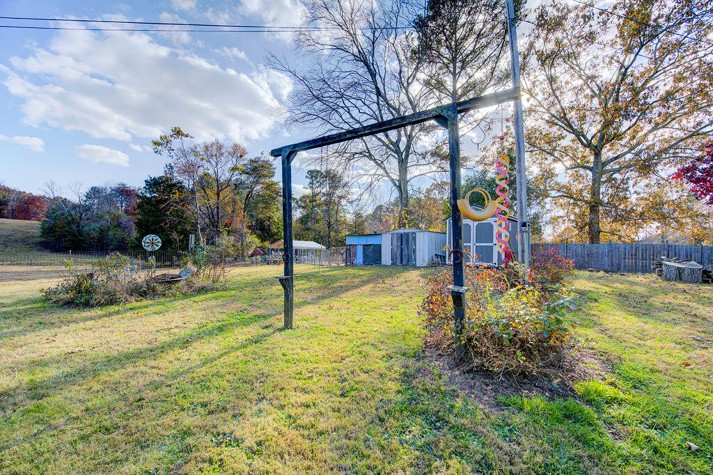1075 Boss Road