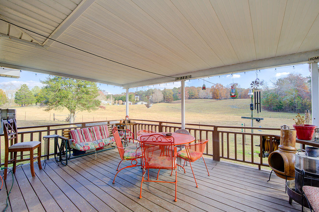 1075 Boss Road