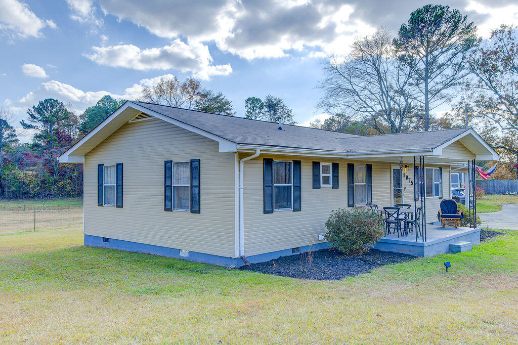 1075 Boss Road