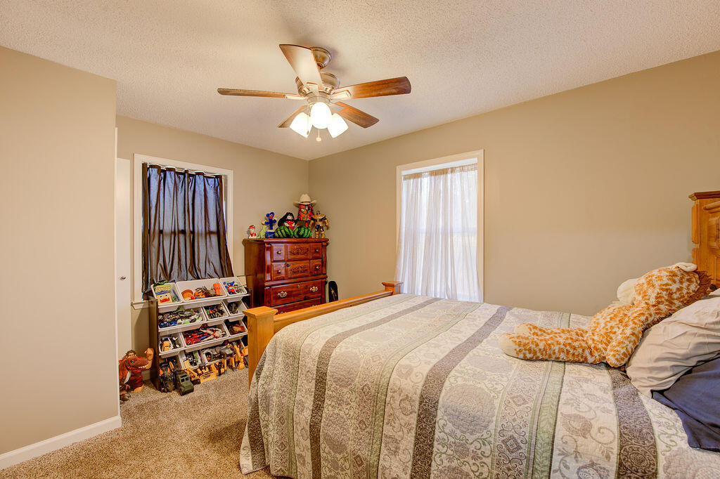 1075 Boss Road