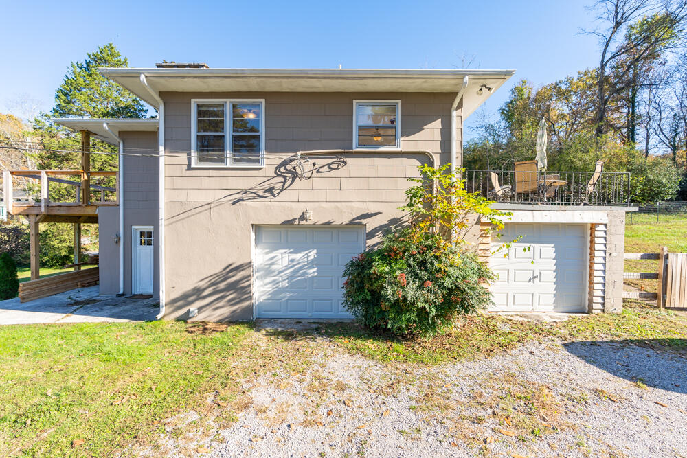 130 Passons Road