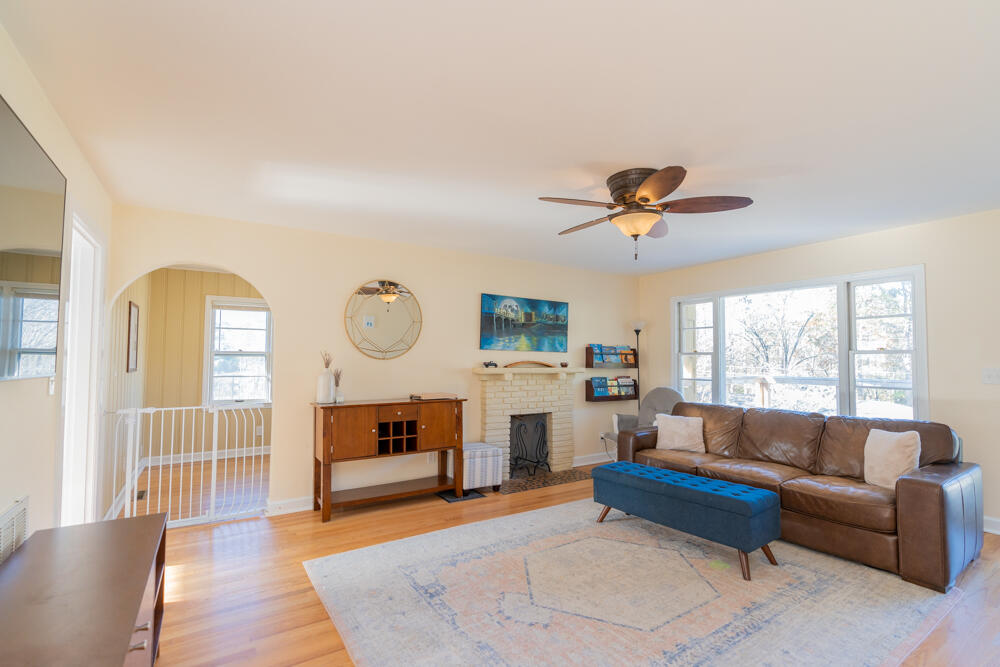 130 Passons Road