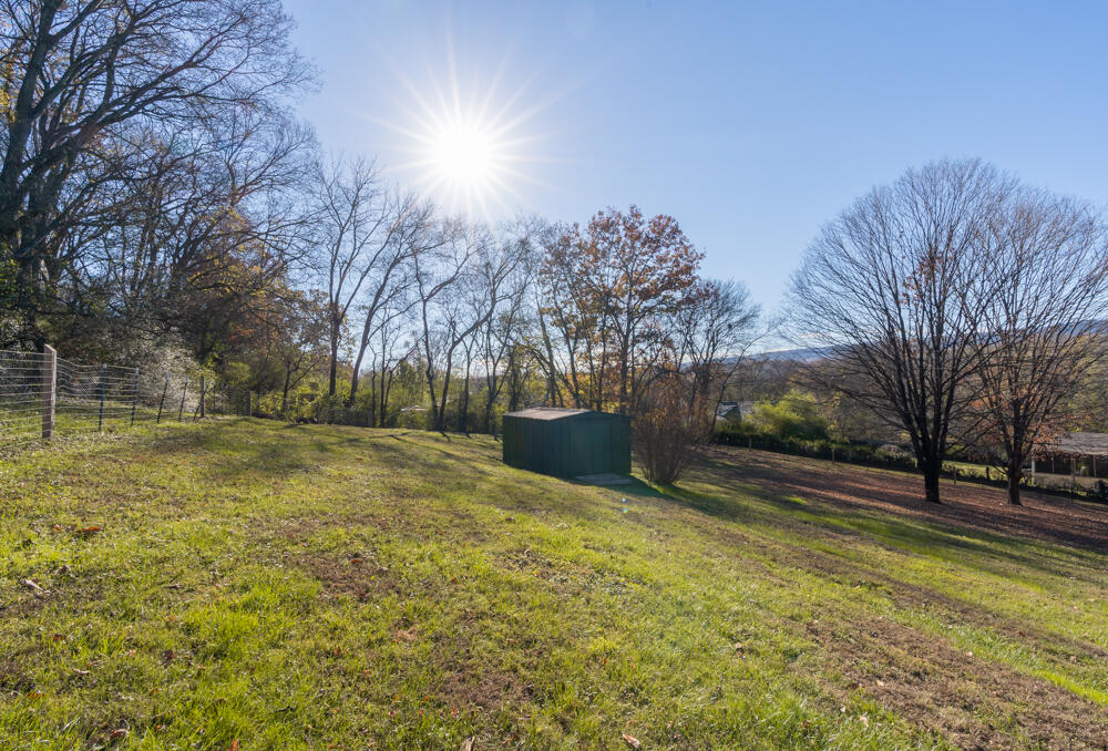 130 Passons Road