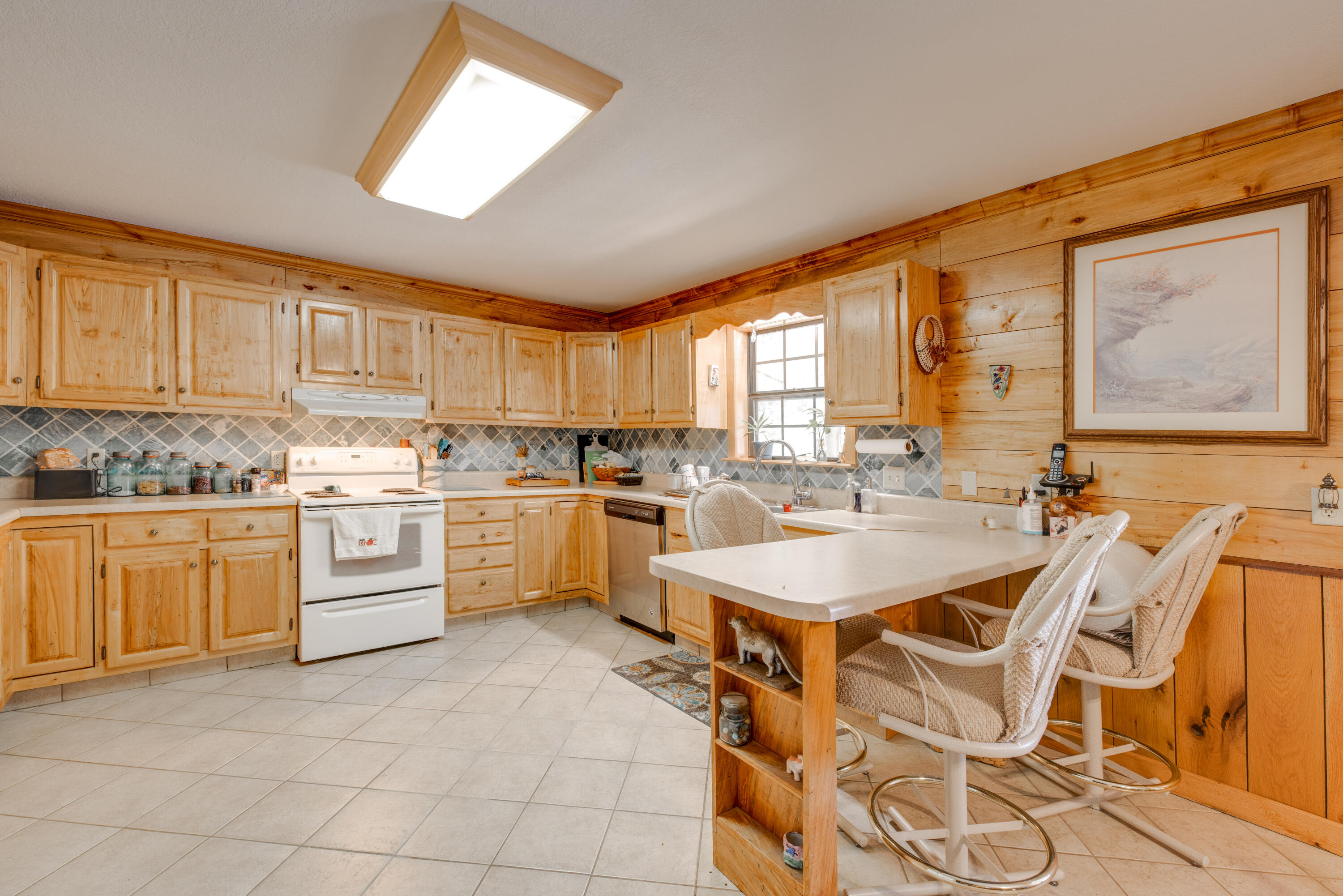 984 Blaine Smith Road