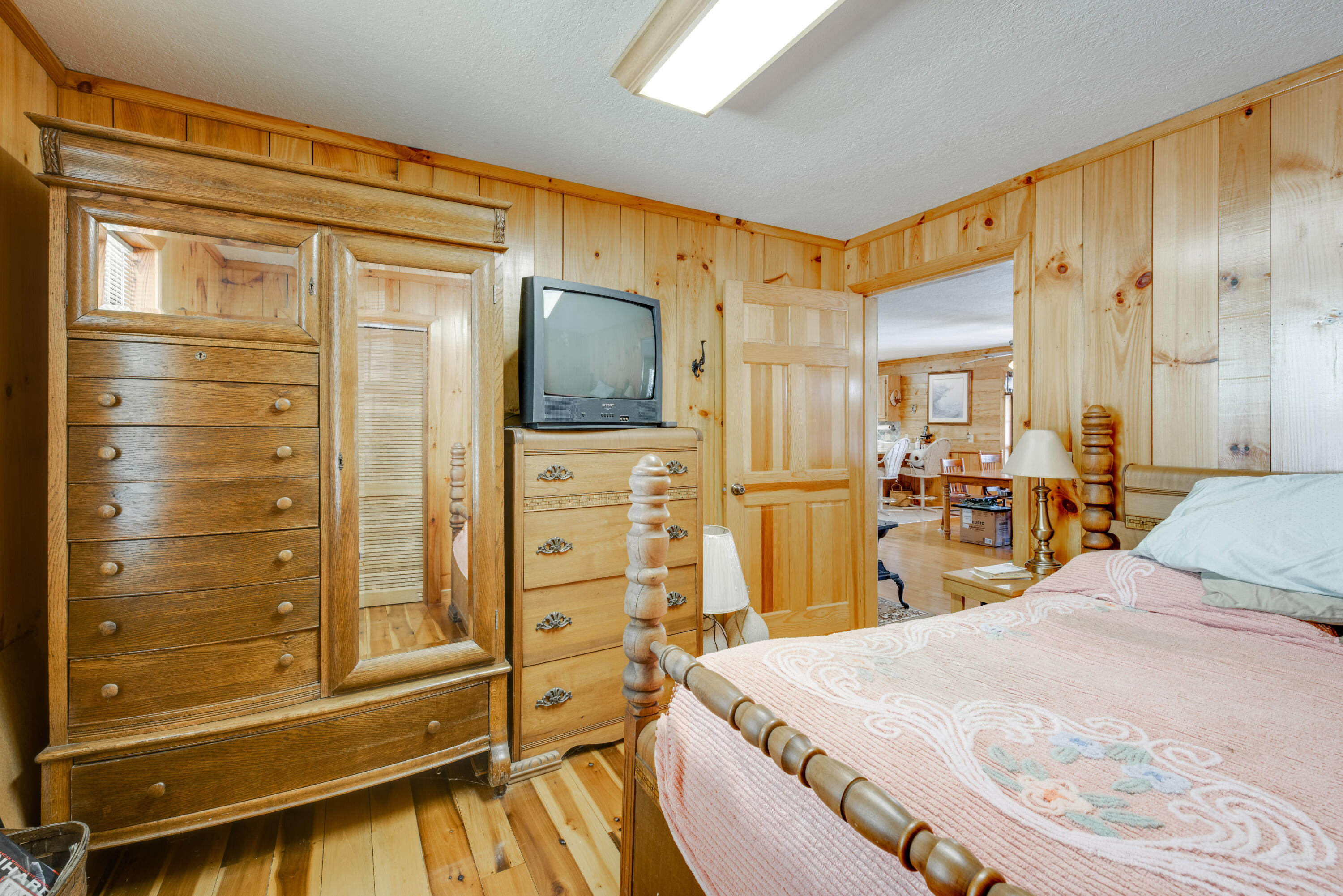 984 Blaine Smith Road