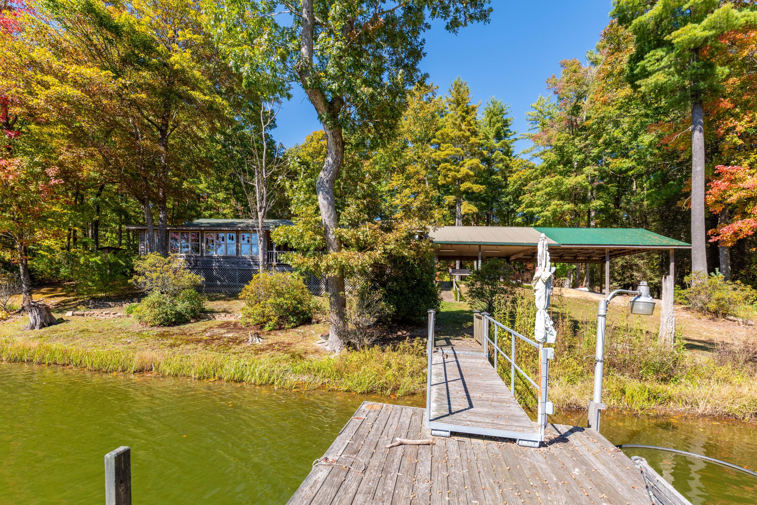 984 Blaine Smith Road