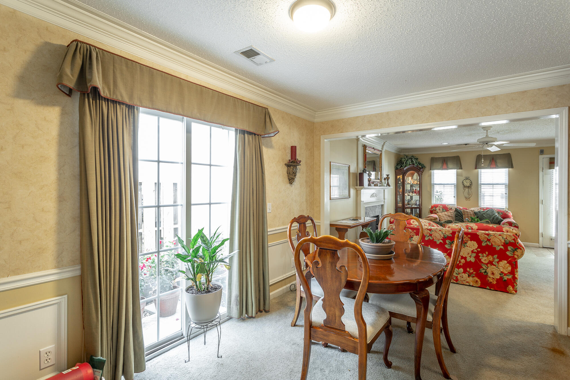 956 Gorge View Lane