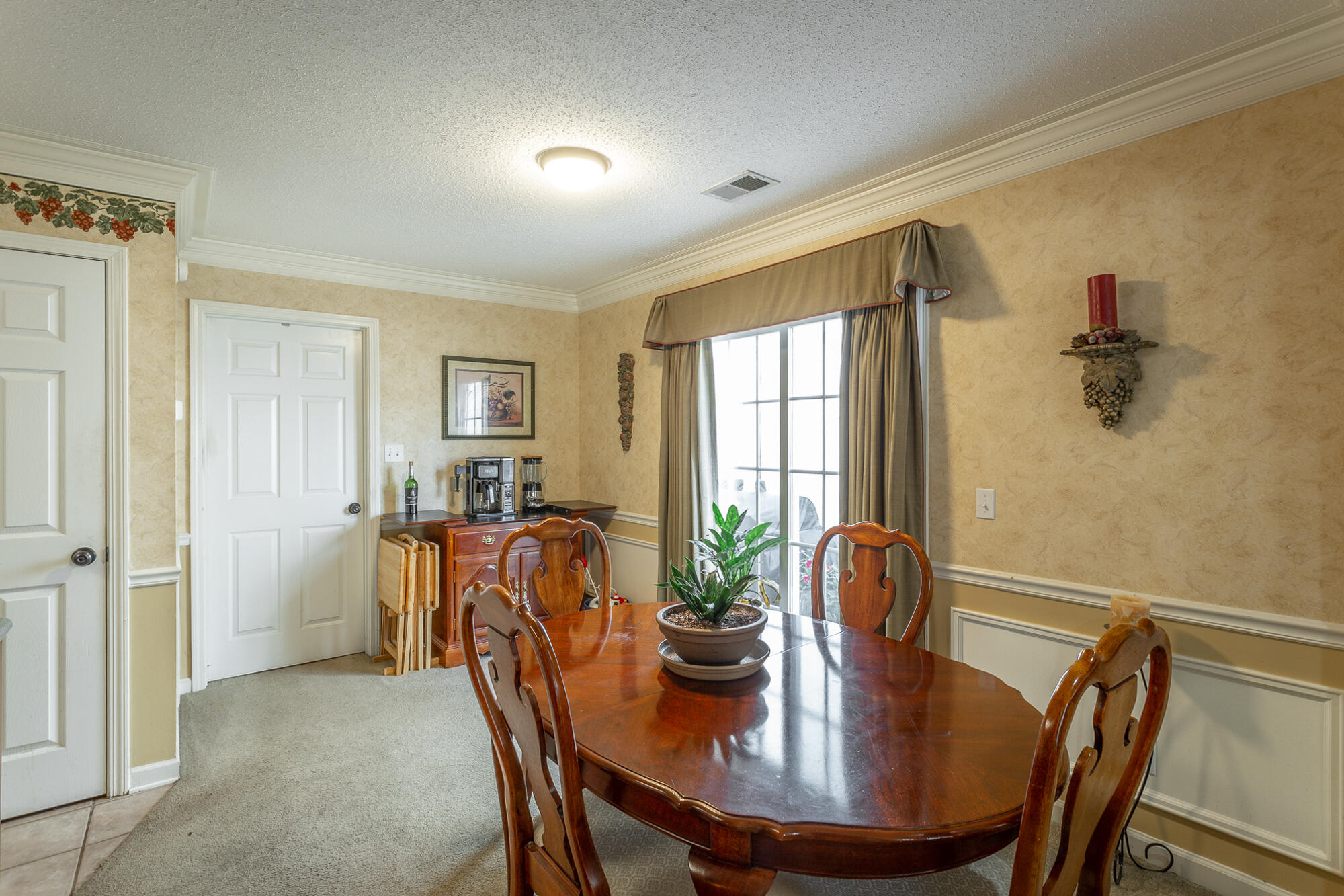 956 Gorge View Lane