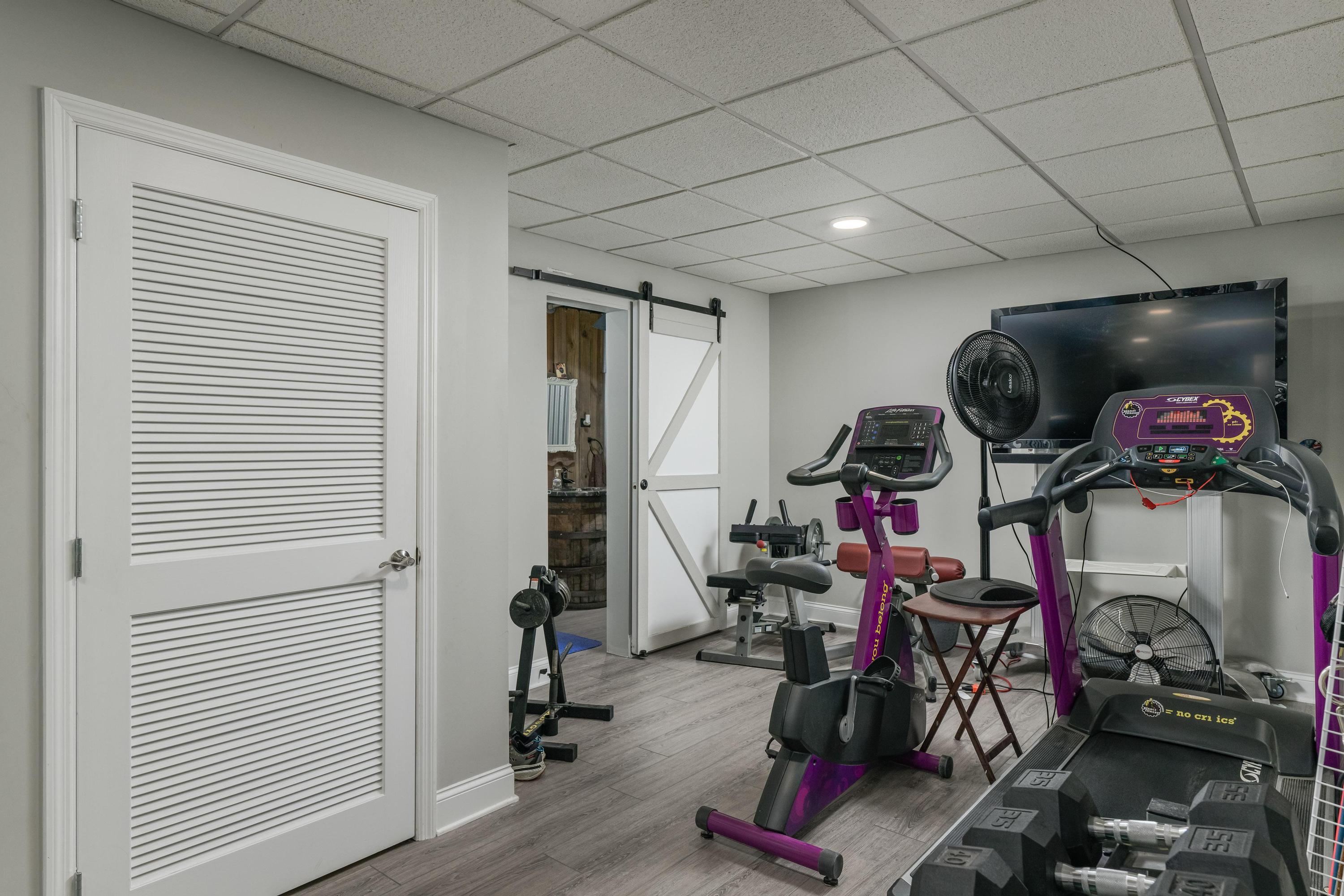 5625 Mountain Breeze Drive
