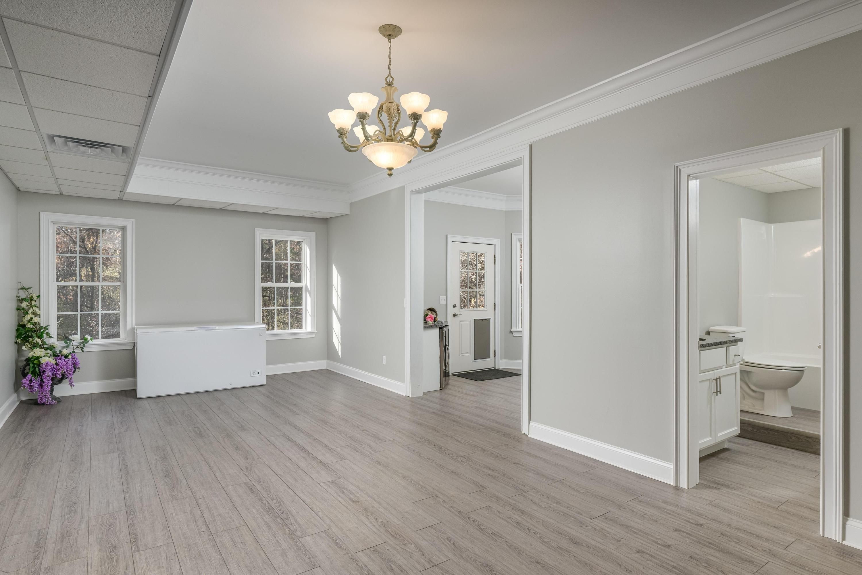 5625 Mountain Breeze Drive