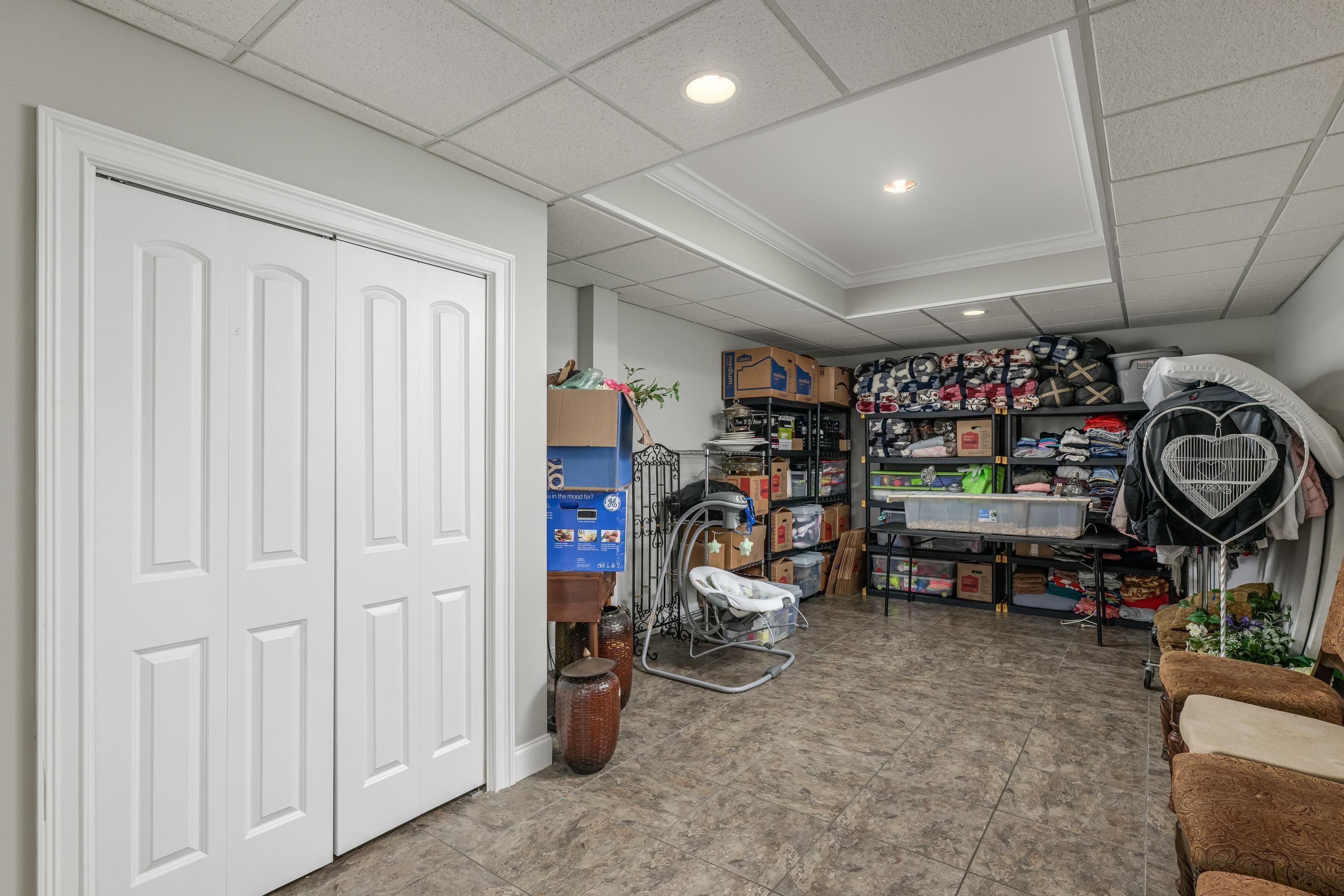 5625 Mountain Breeze Drive