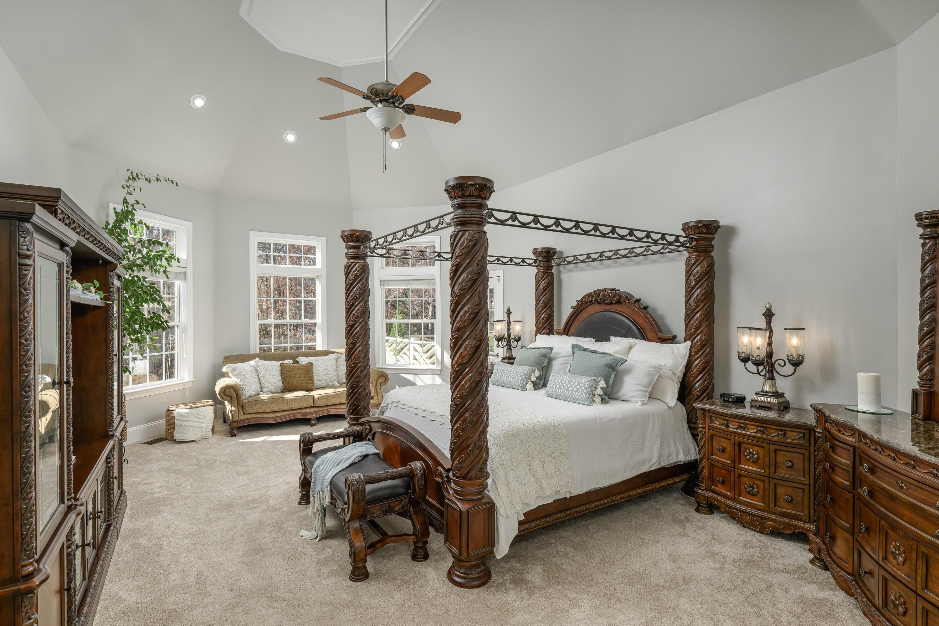 5625 Mountain Breeze Drive