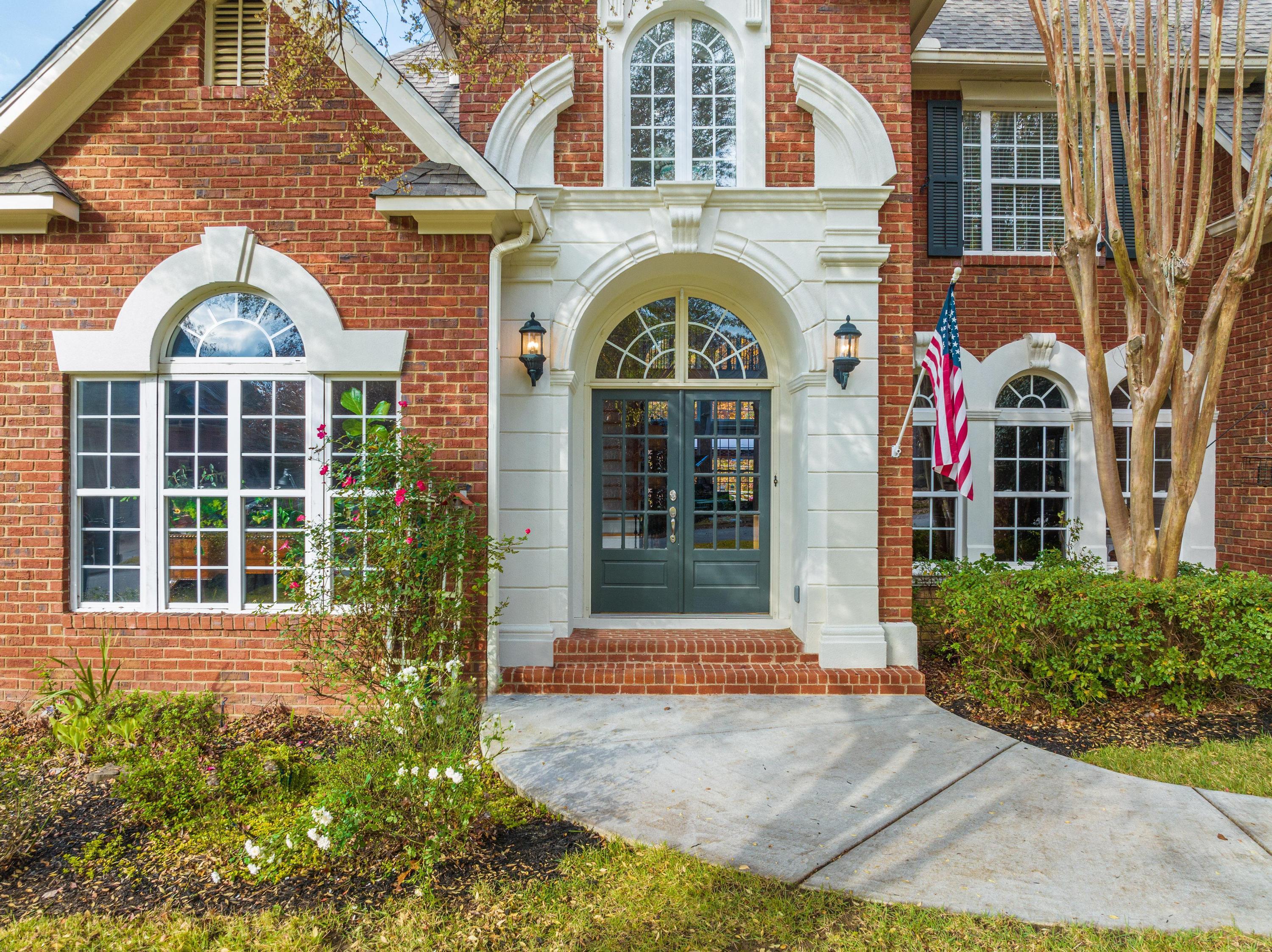 5625 Mountain Breeze Drive